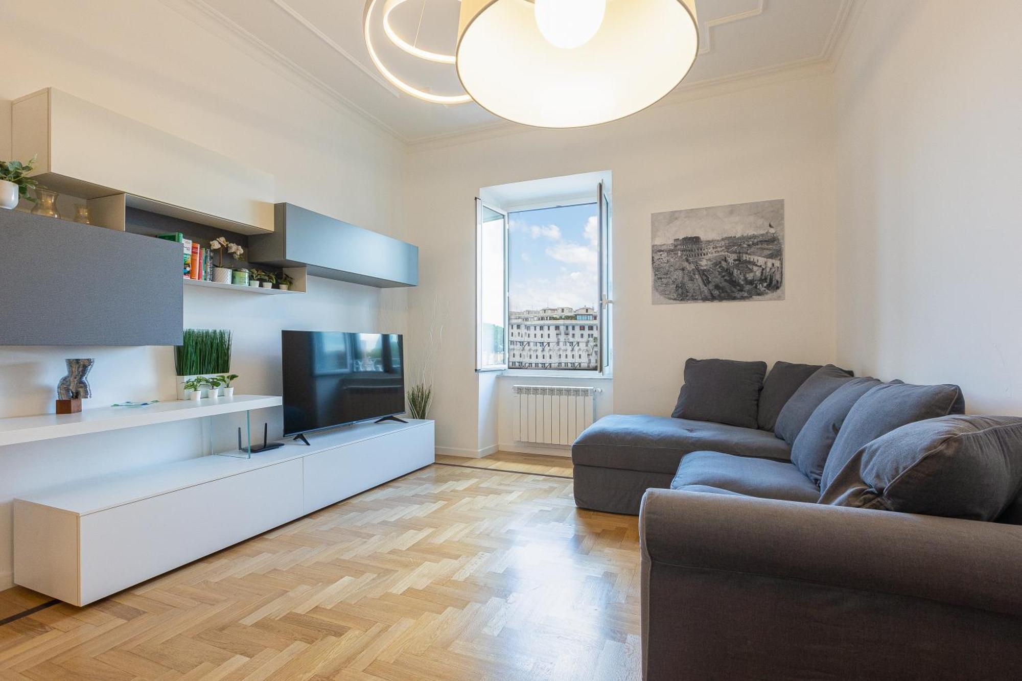 Colosseo Modern By In Apartment *