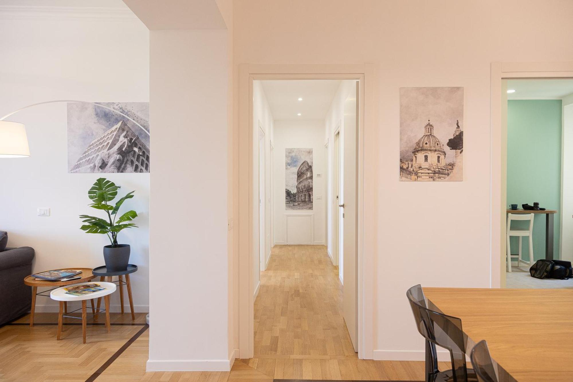Colosseo Modern By In Apartment