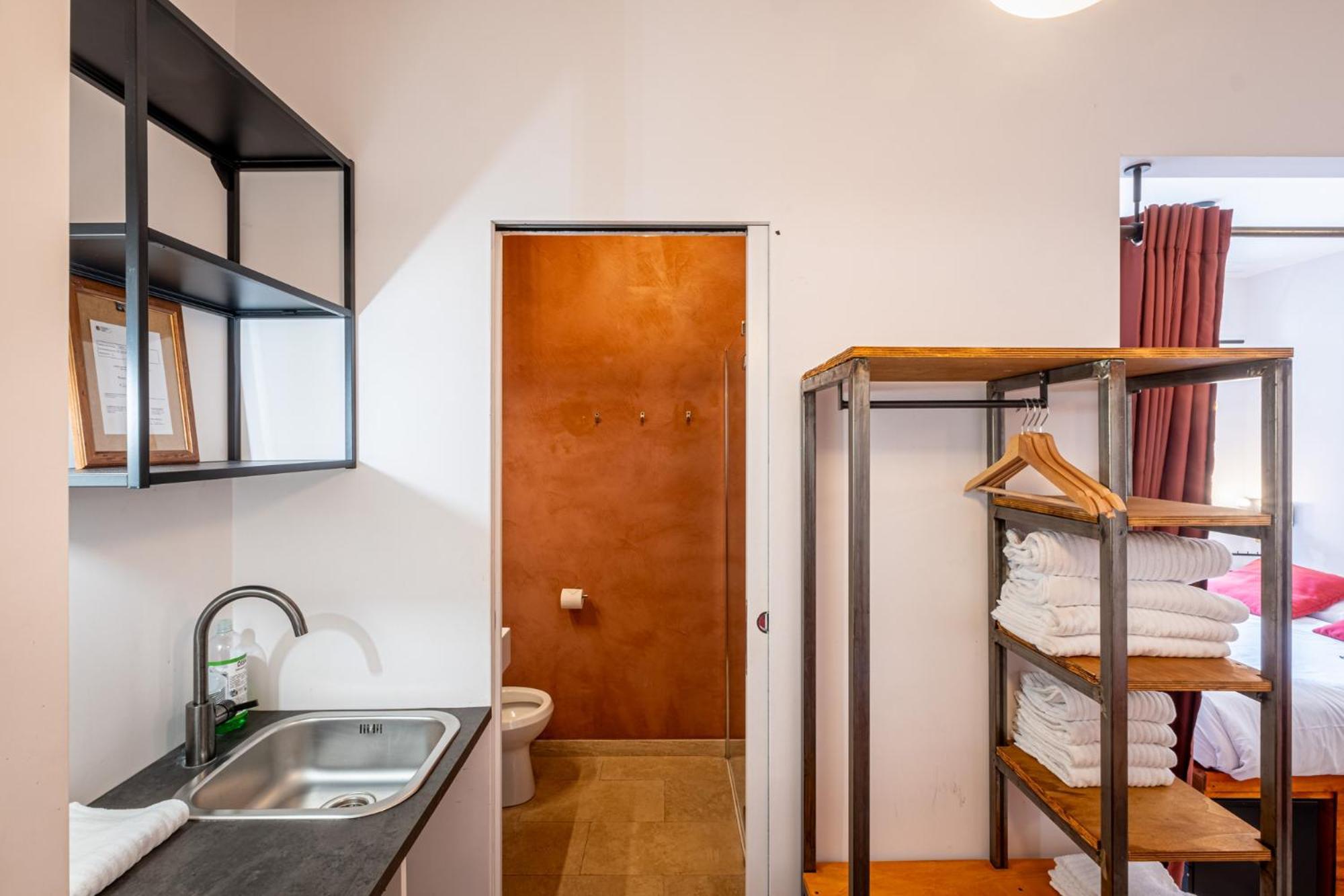 Mytinyhome Festina Lente Guest house