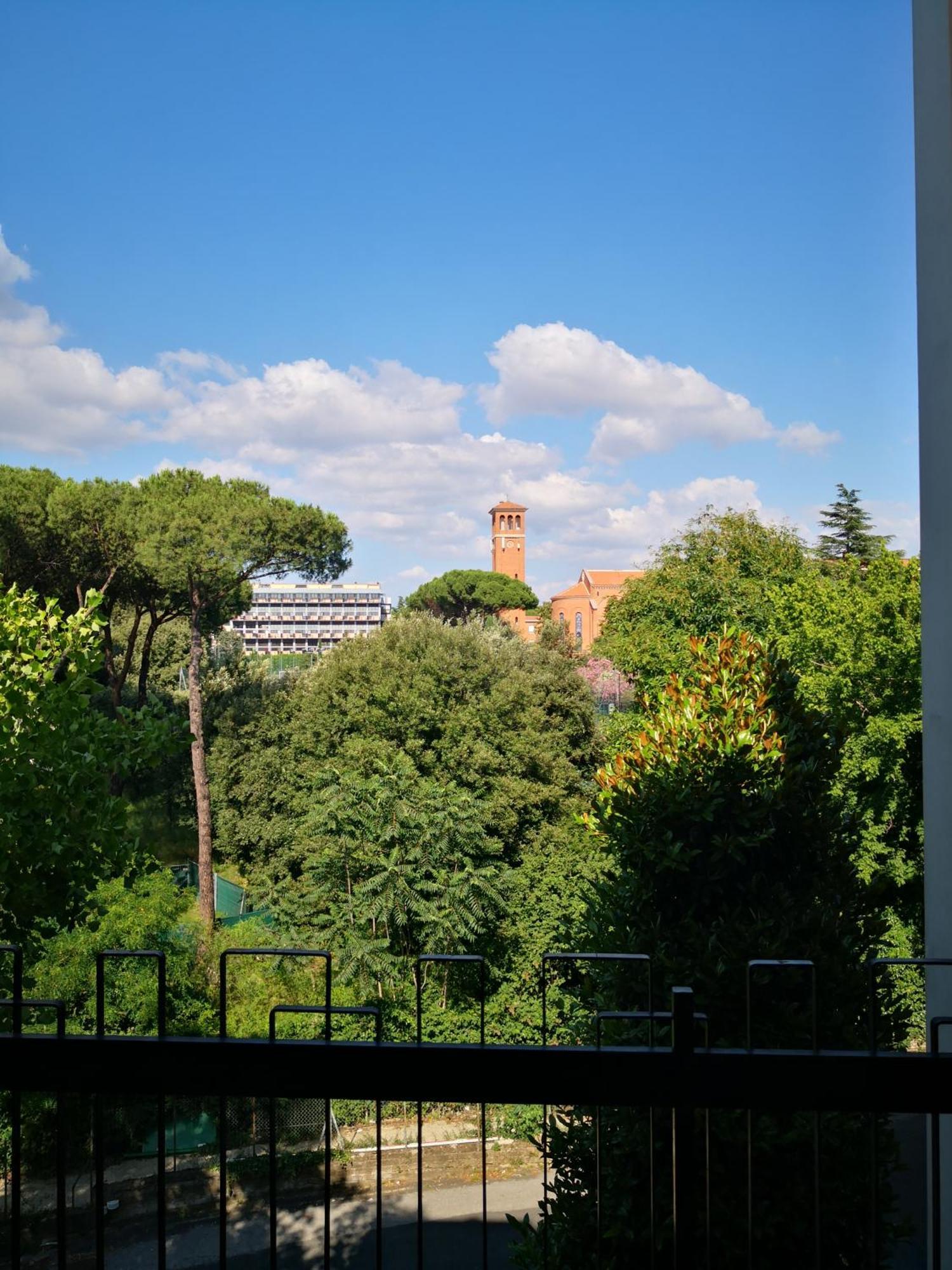 Aurelia City Garden Apartment Rome