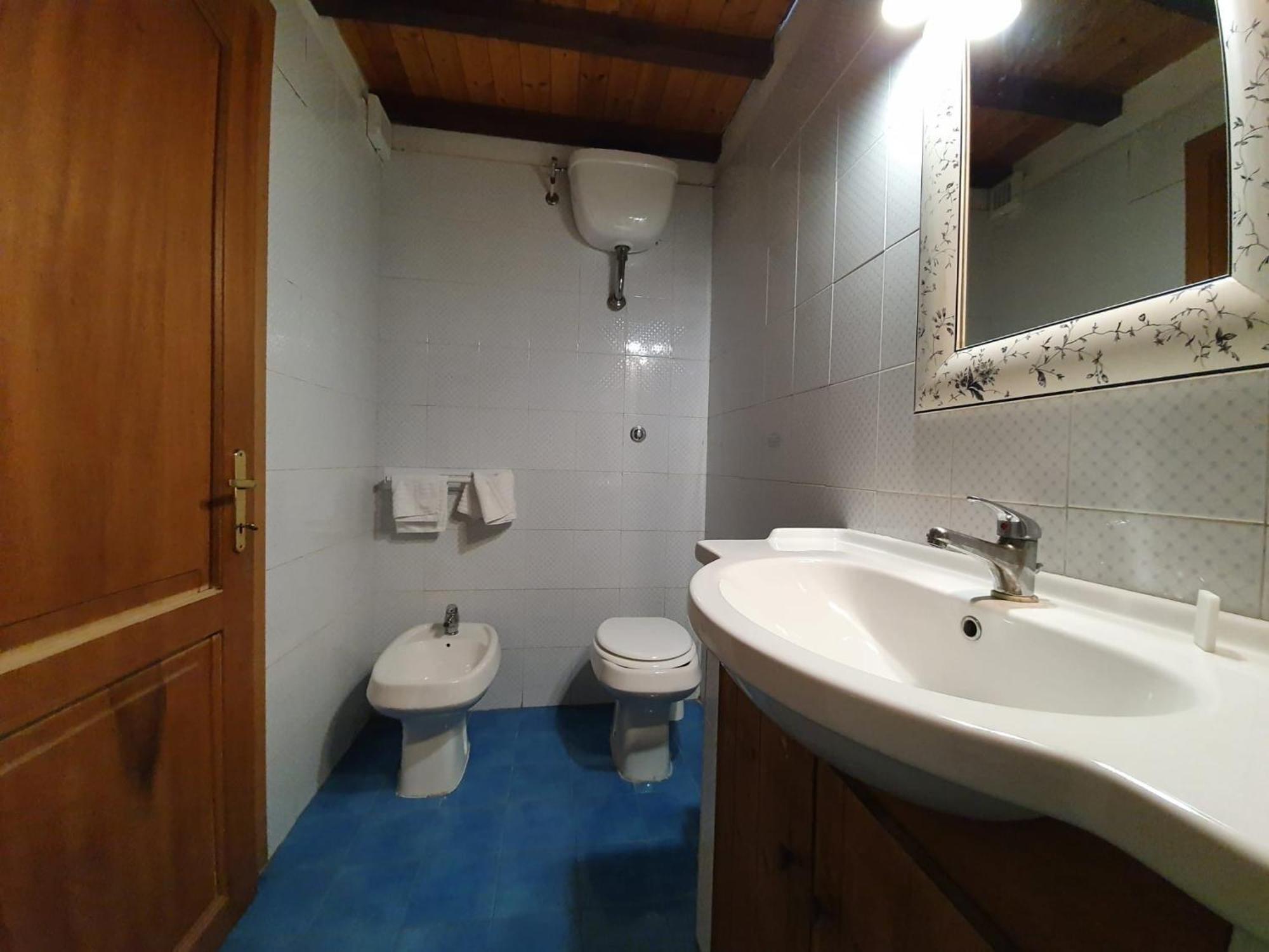 Apartment Beautiful In With Shared Swimming Pool Rome