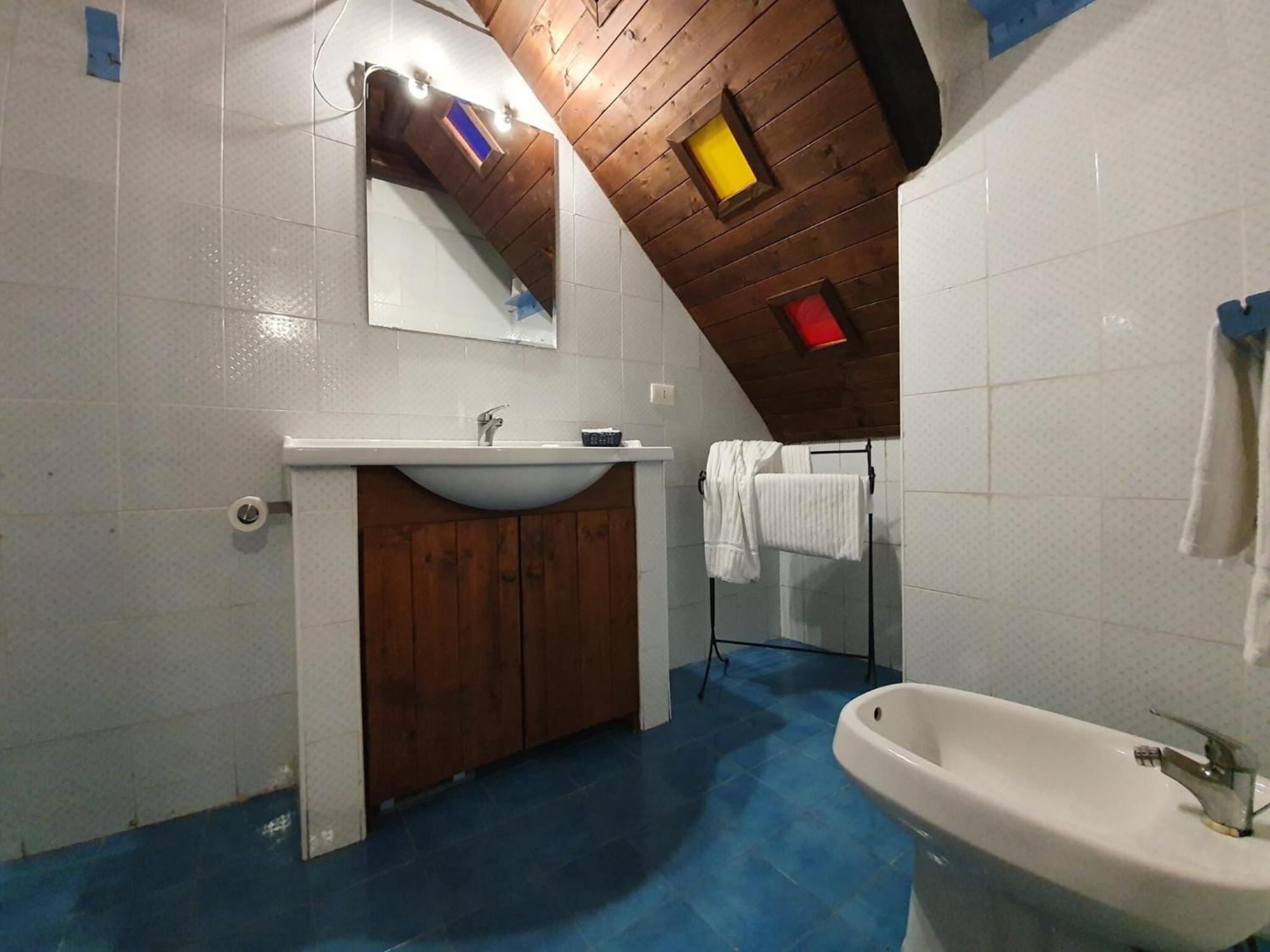 Beautiful In With Shared Swimming Pool Apartment *