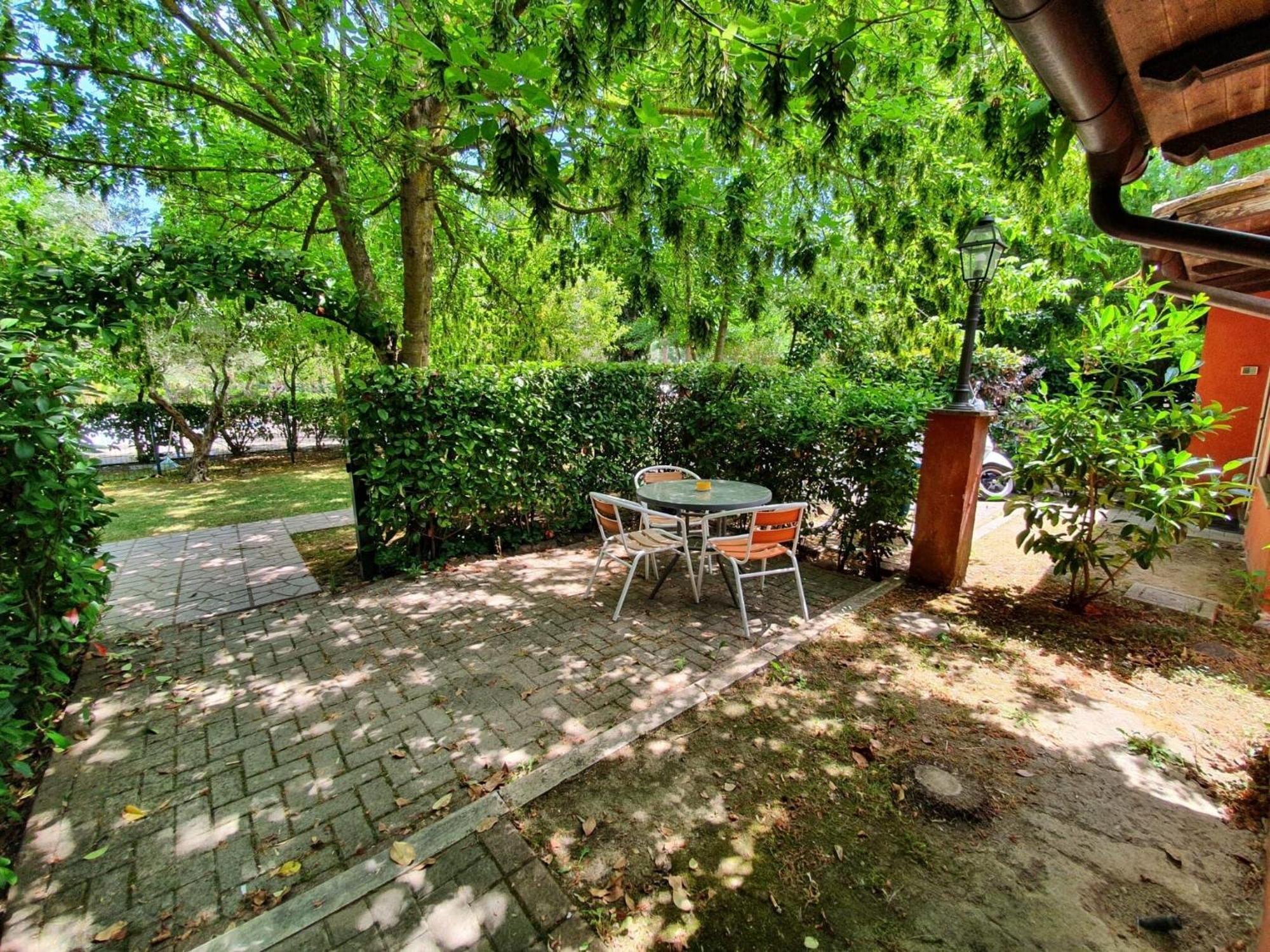 Apartment Beautiful In With Shared Swimming Pool Rome