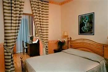 Piazza Di Spagna Apartment *