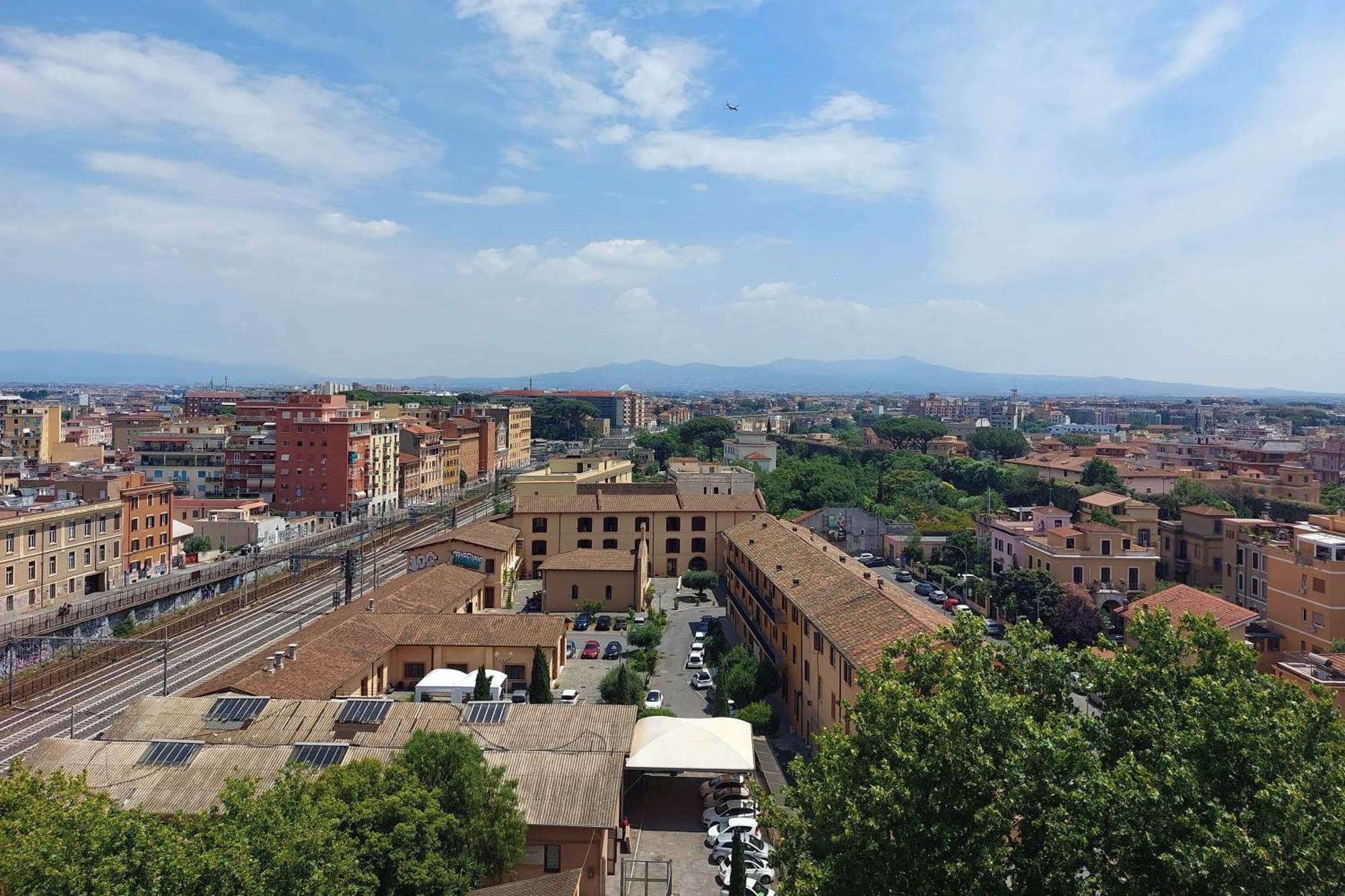 Super Attico Con Terrazza Lodi Apartment *