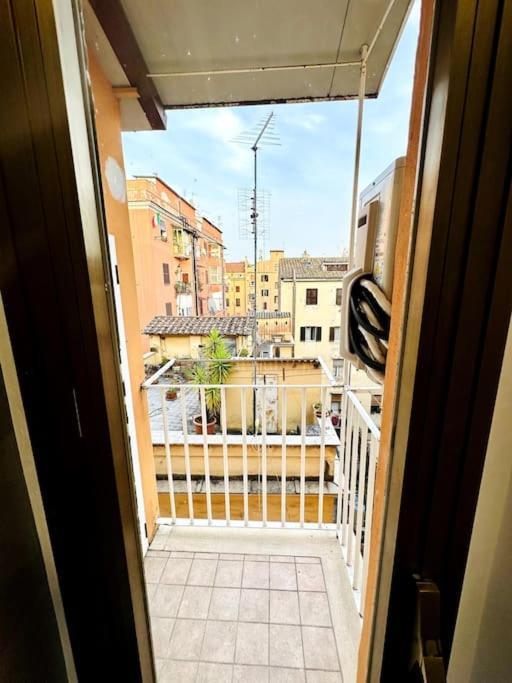Termini/s.giovanni Sweet - Metro A/b Apartment *