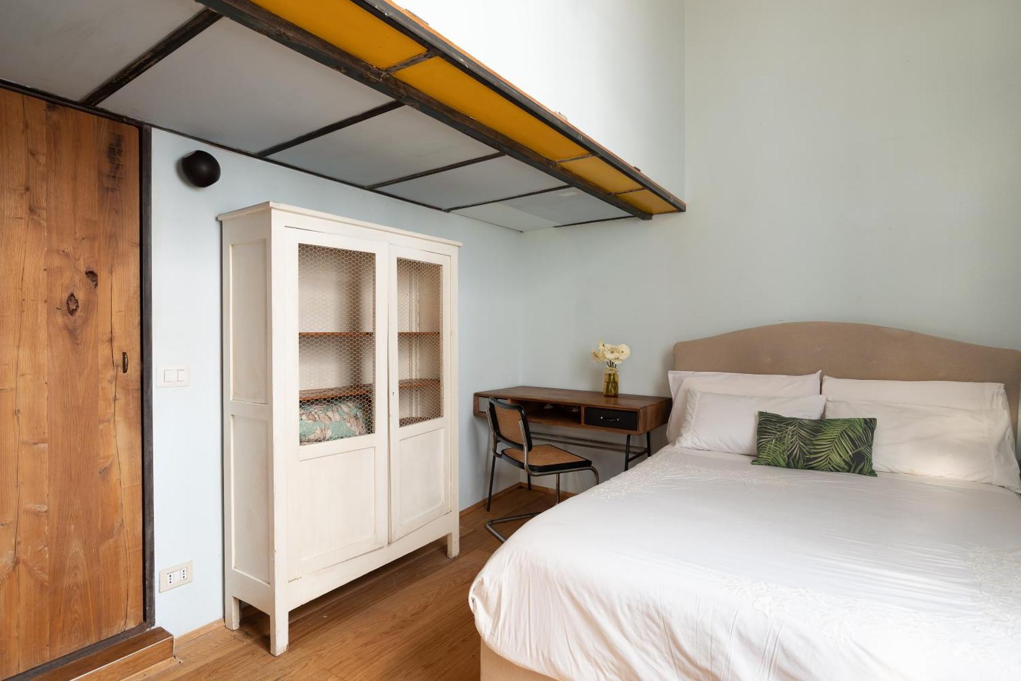 Penthouse In Exclusive Borgo Pio District