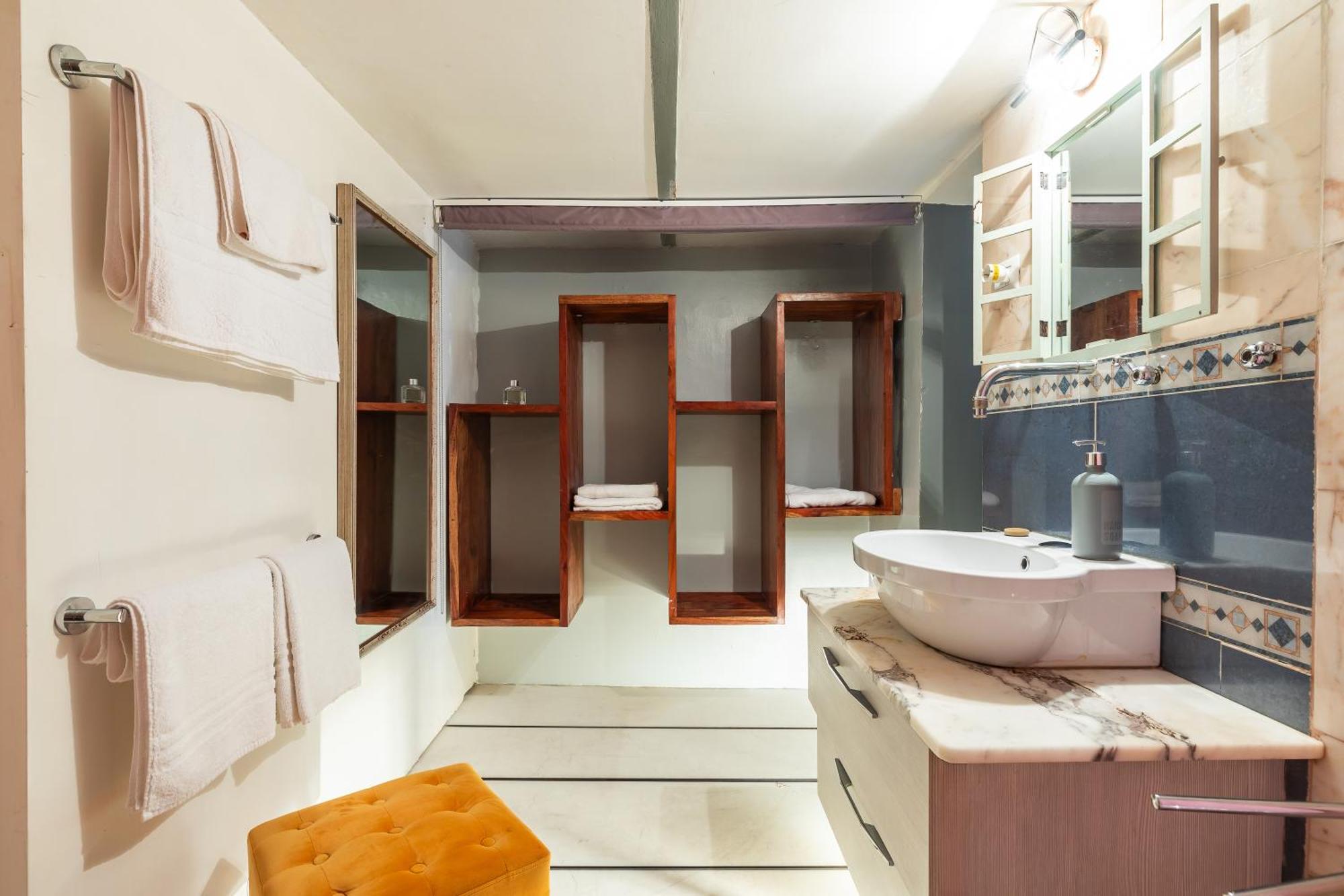 Penthouse In Exclusive Borgo Pio District Rome