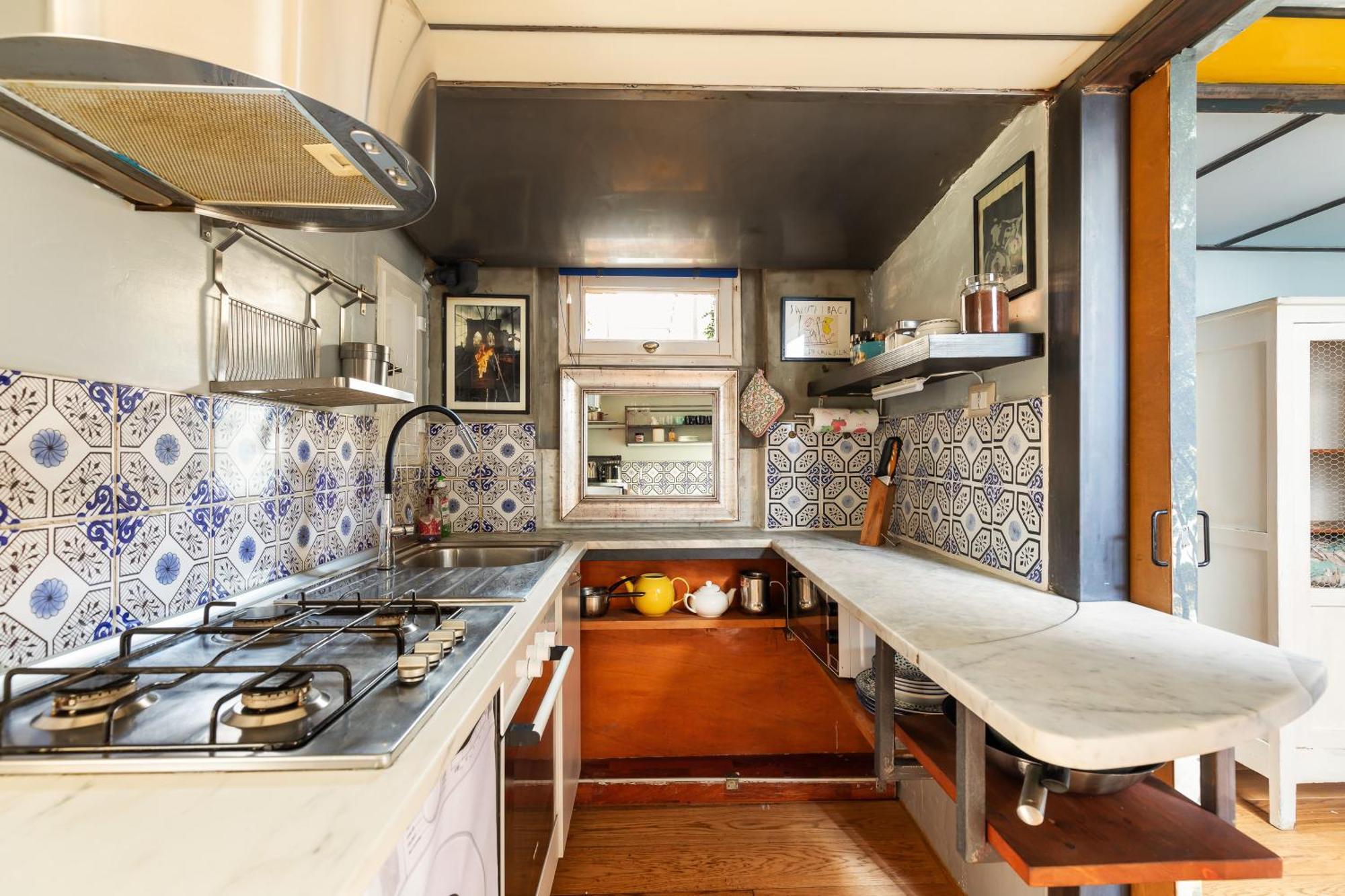 Penthouse In Exclusive Borgo Pio District Apartment