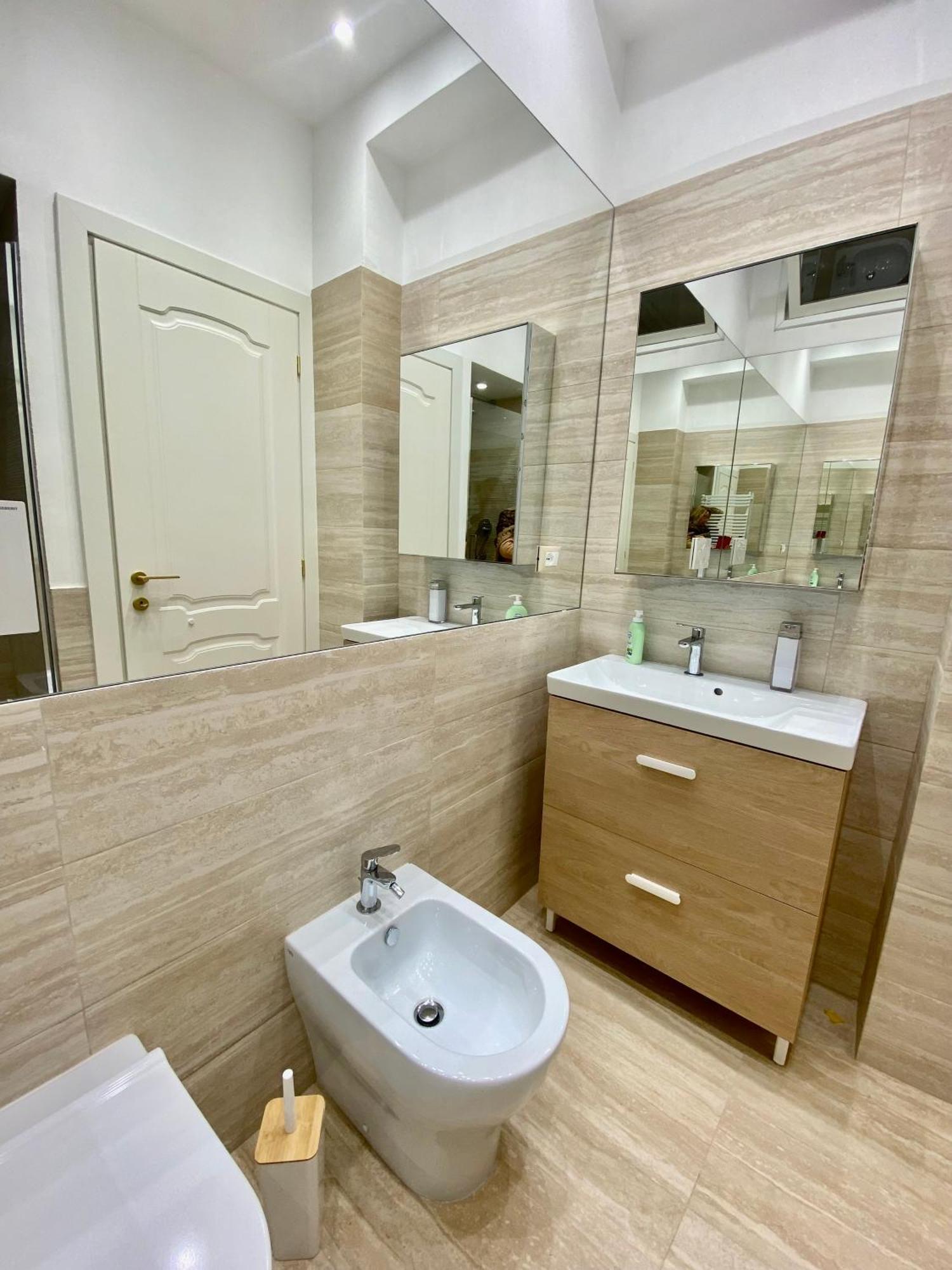 Arca Luxury Guest house *