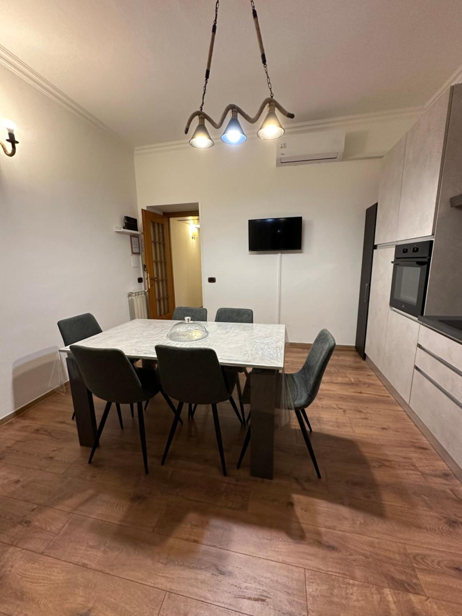 Luna In Trastevere Apartment Rome