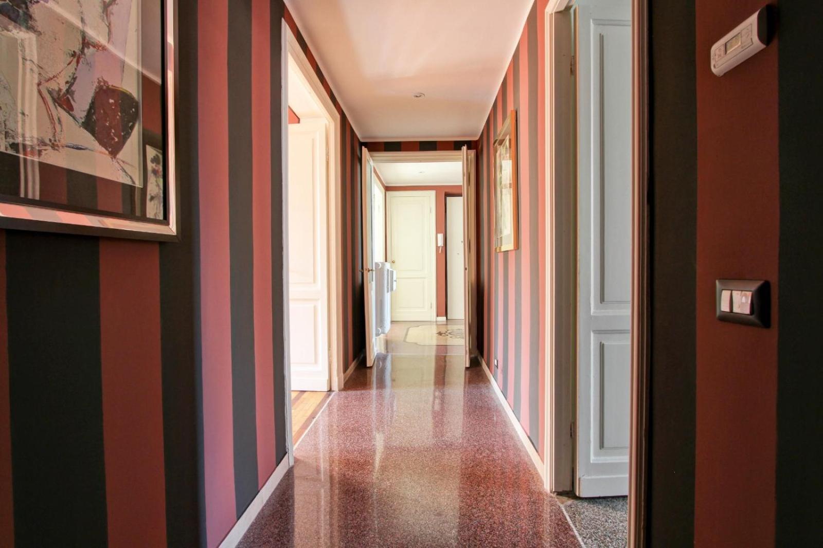 Apartment Tibullo ,classico Ed Elegante *