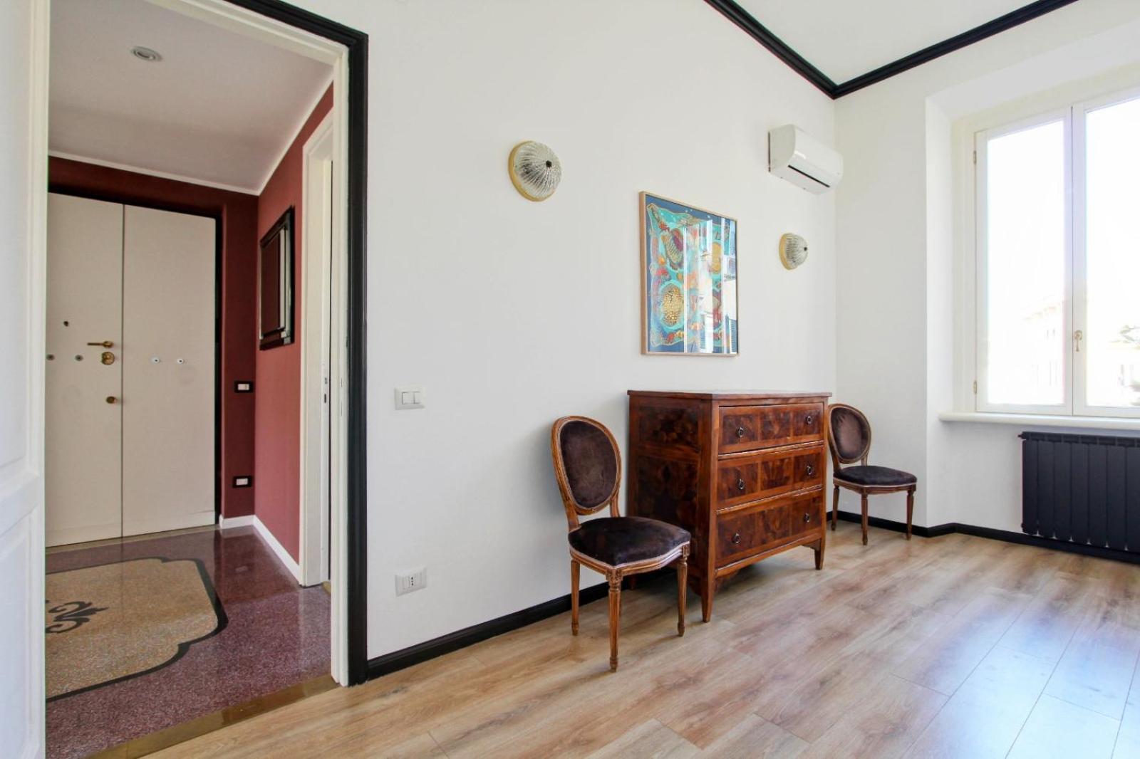 Tibullo ,classico Ed Elegante Apartment *