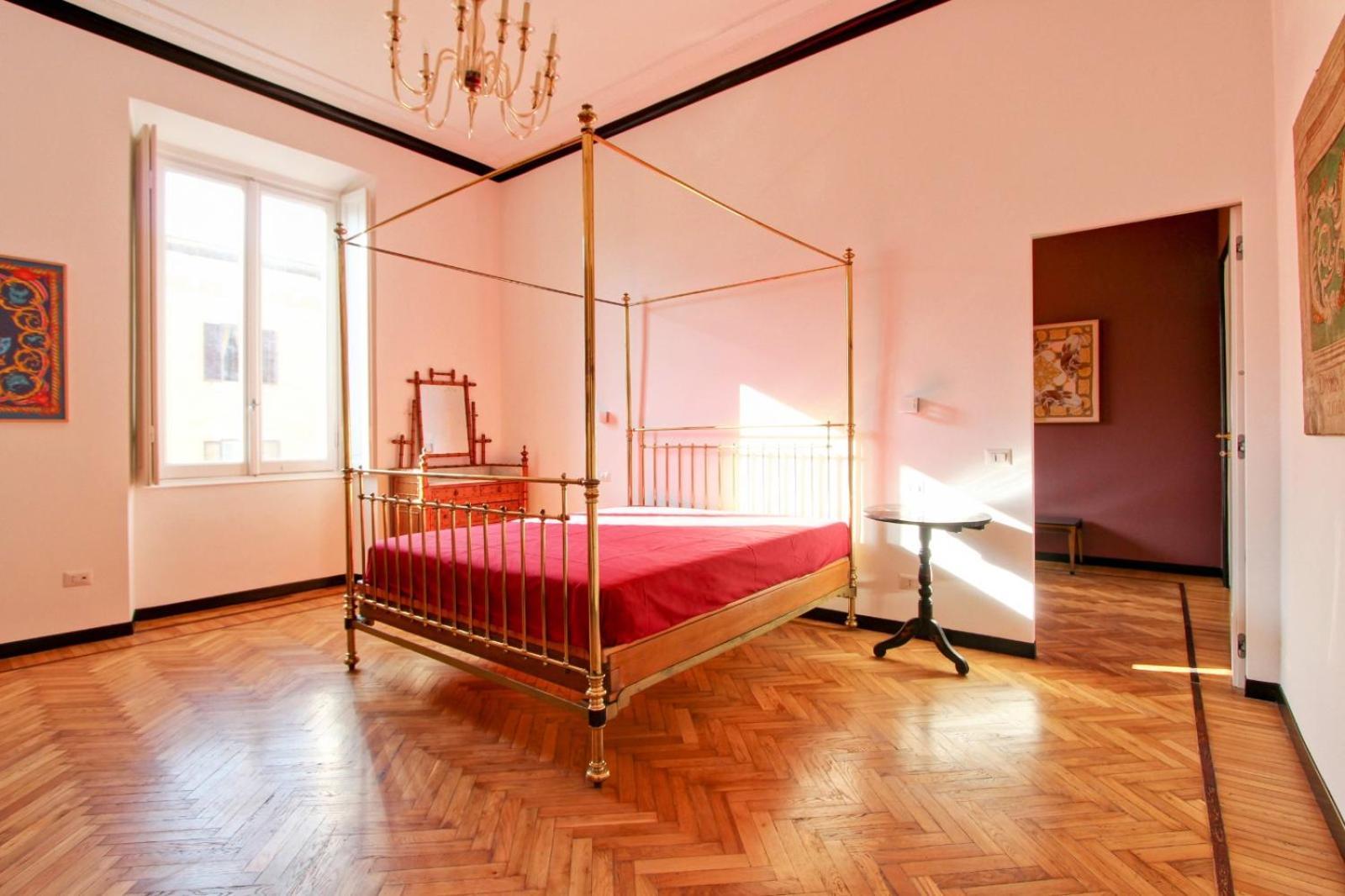 Tibullo ,classico Ed Elegante Apartment *