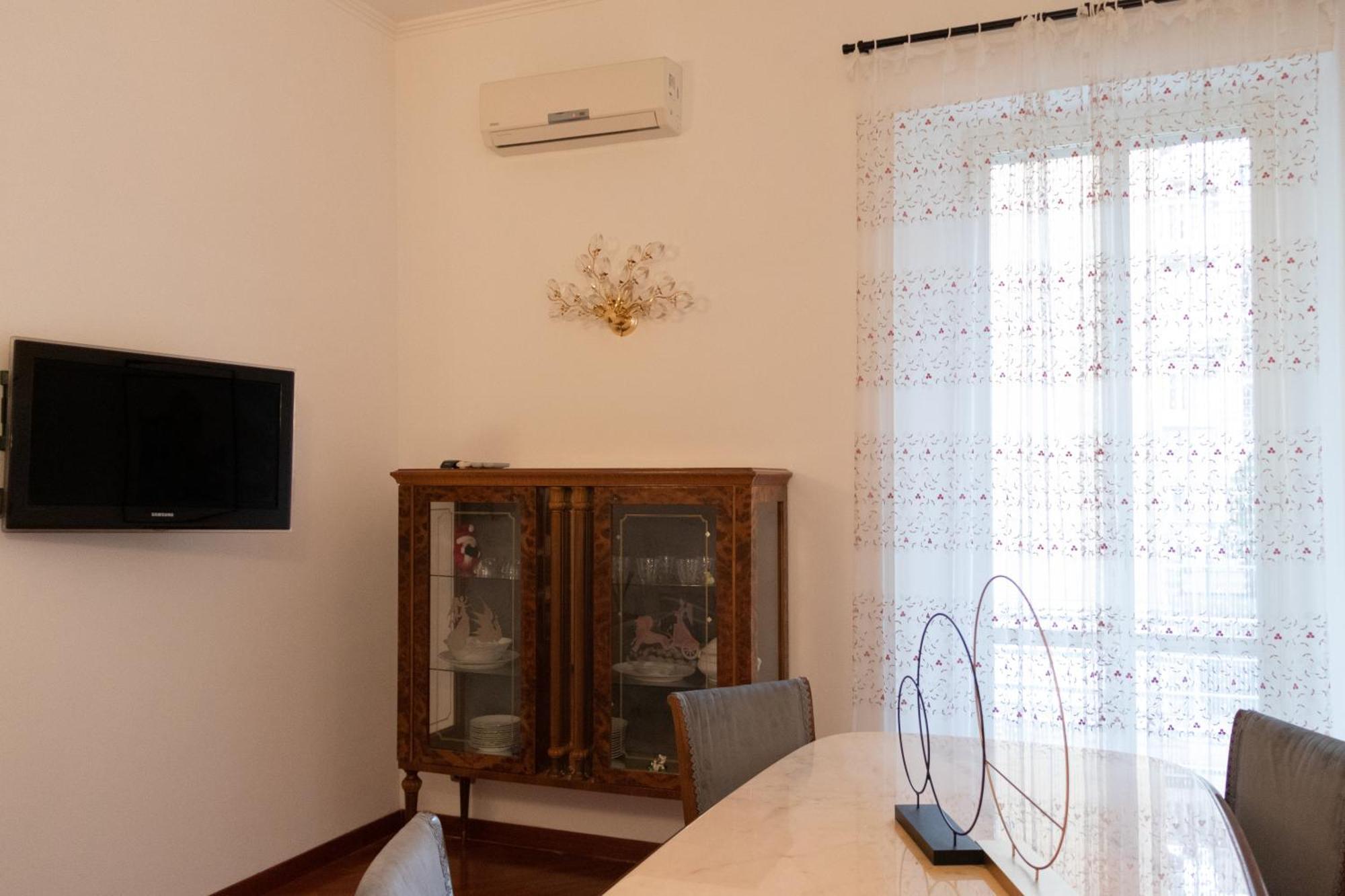 Apartment Iside Rome