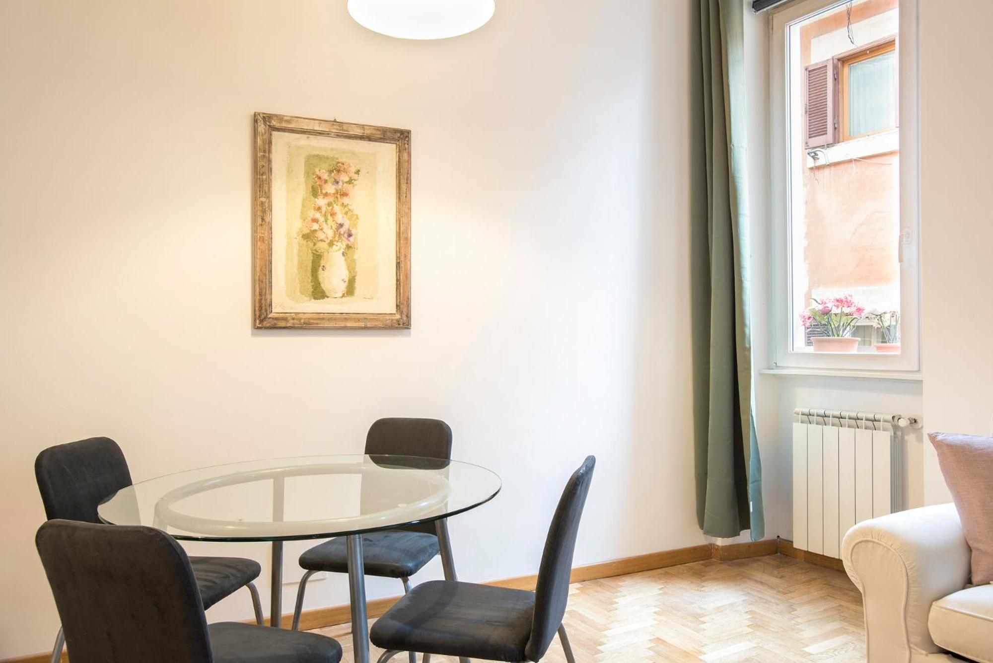 Apartment Eri's