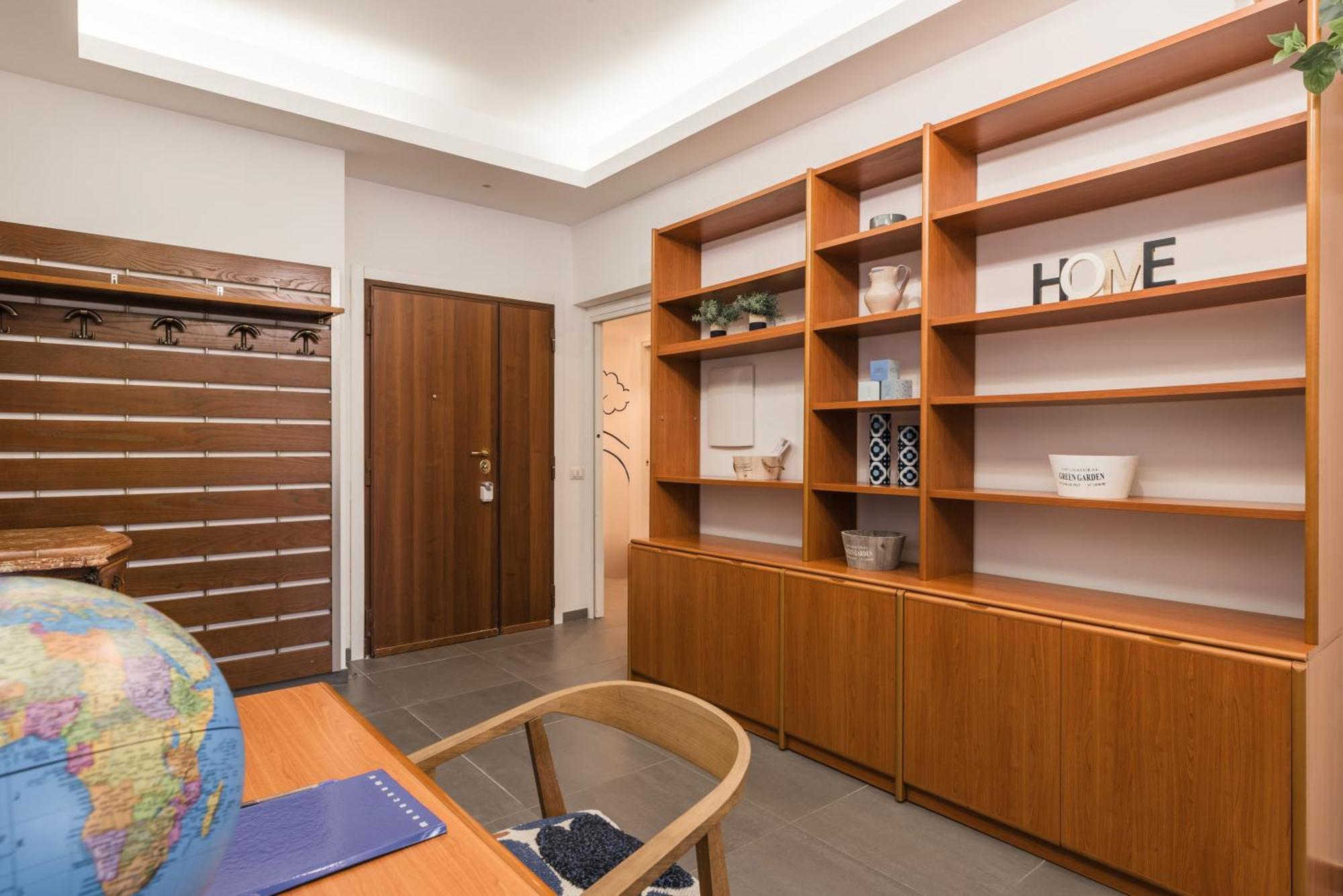 Apartment One's Place