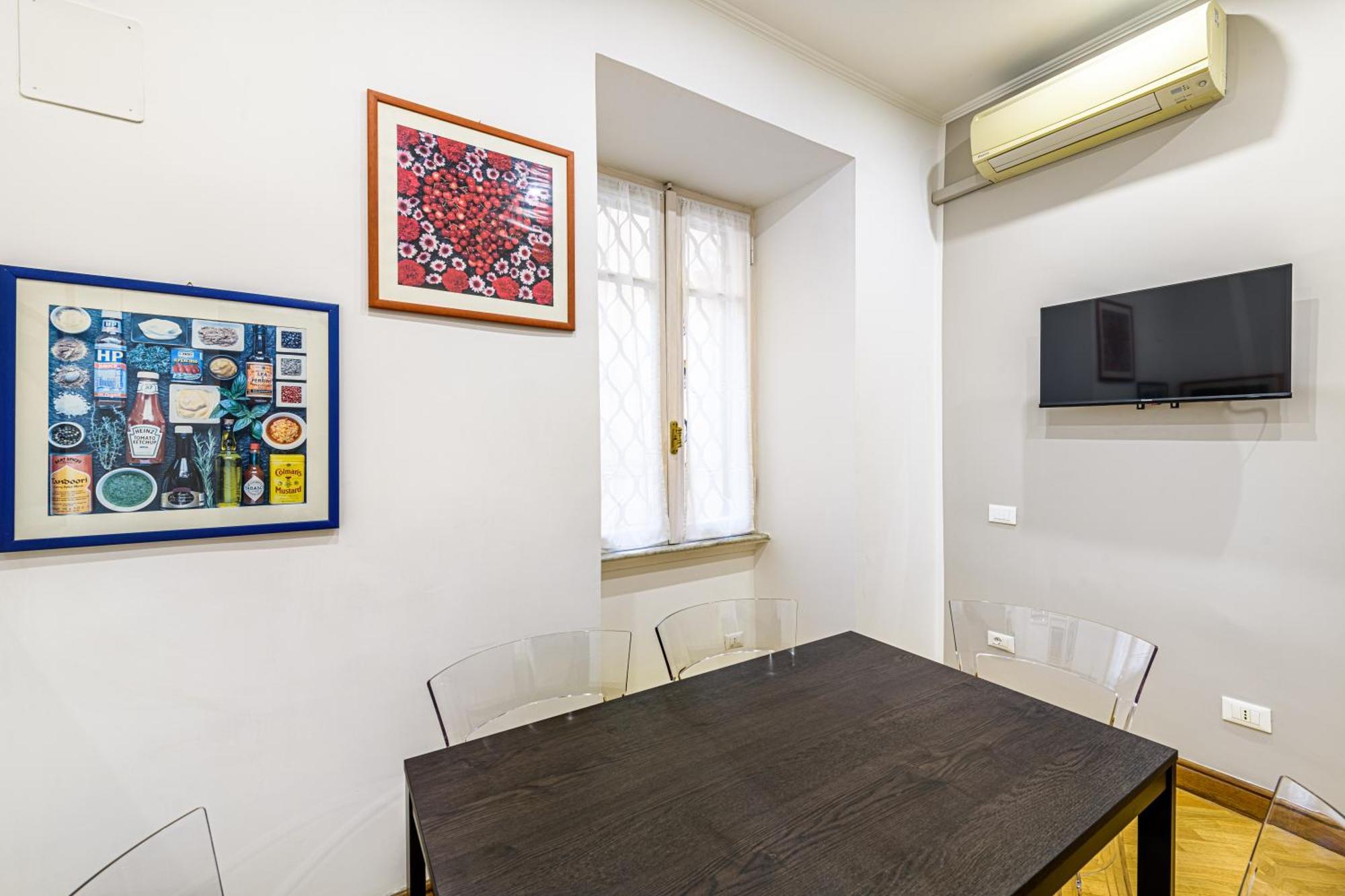 Lion Aparts Apartment Rome
