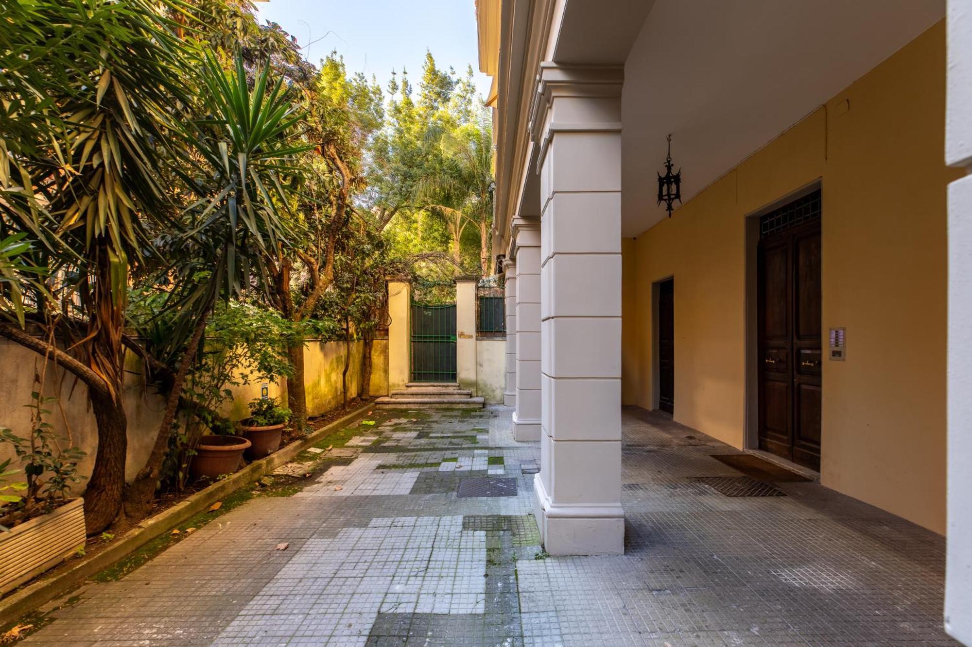 Iflat Trastevere Bright And Comfy 2 Bedroom Apartment *