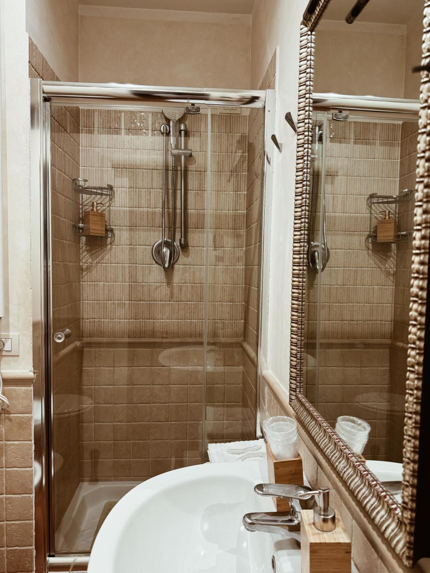 Residenza Sciarra 3* Rome