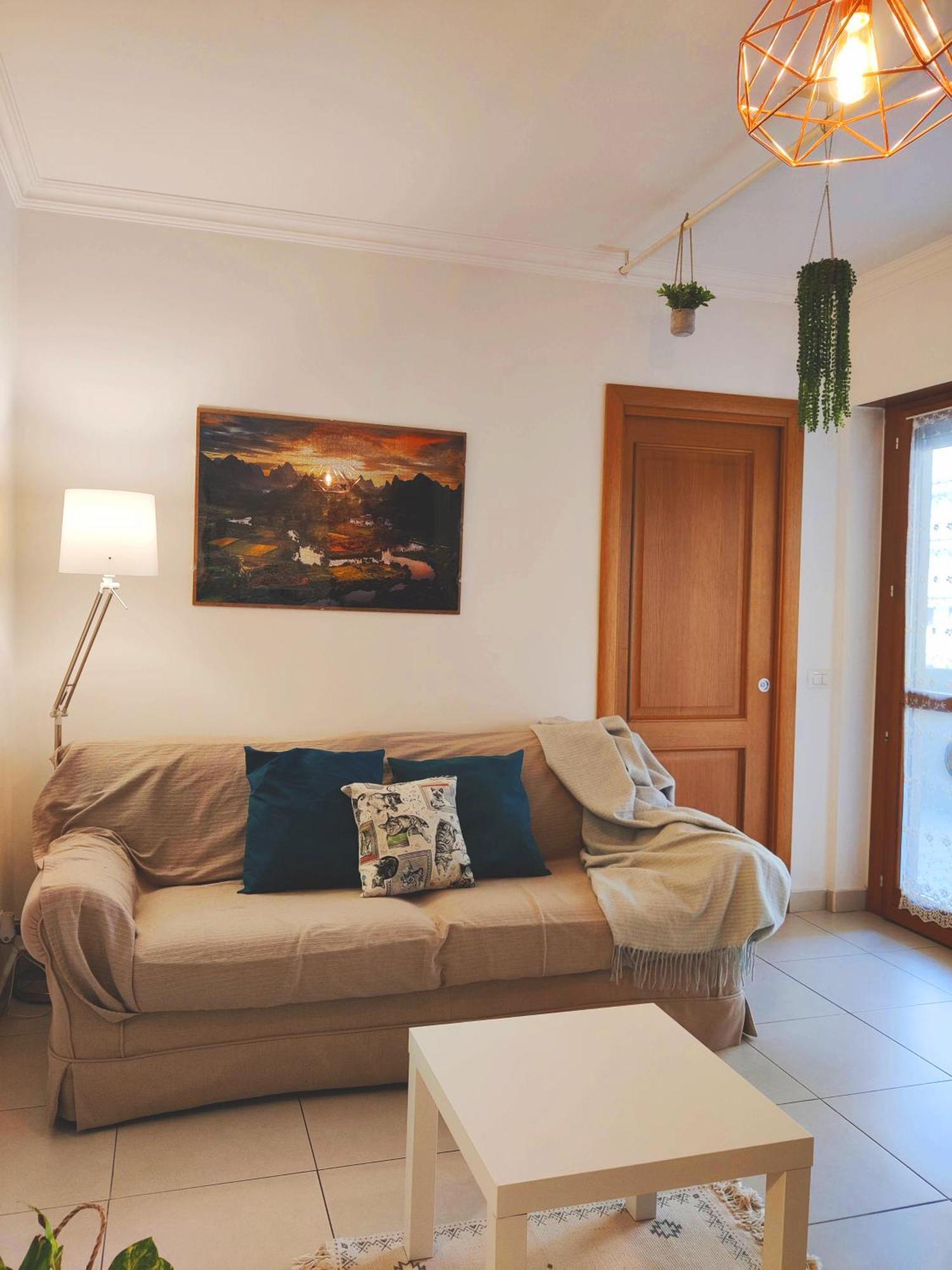 Apartment Marika's Cozy With Large Balcony