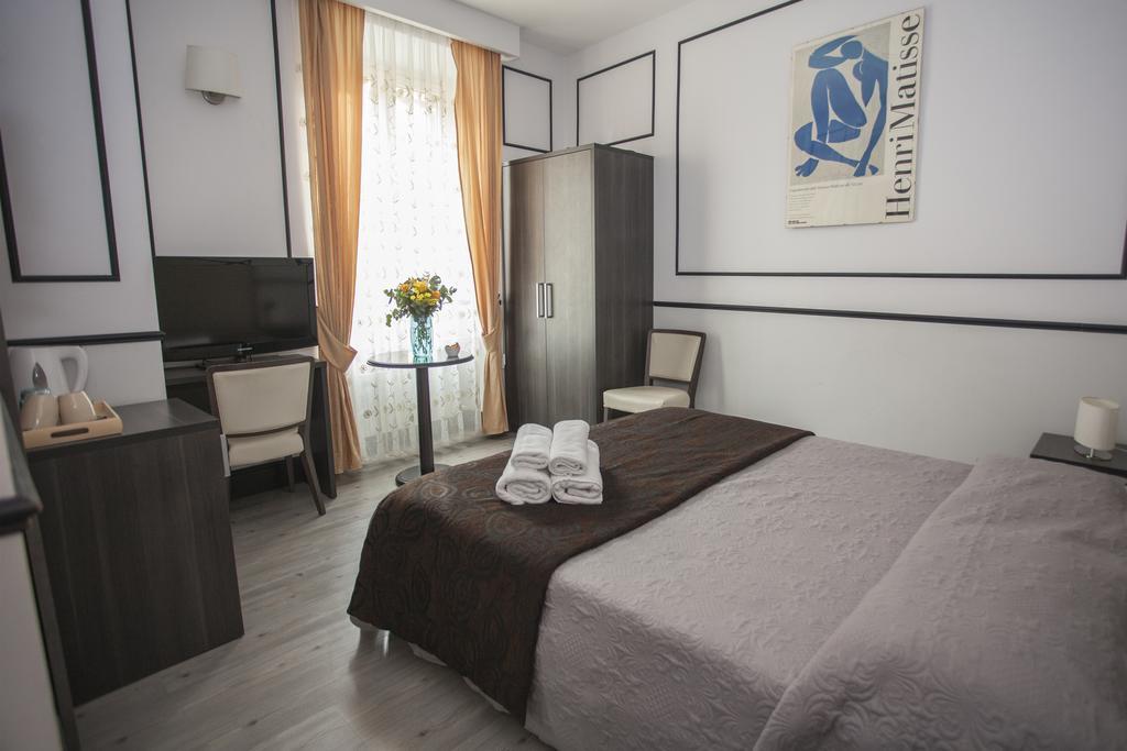 Royal Du Vatican Guest house