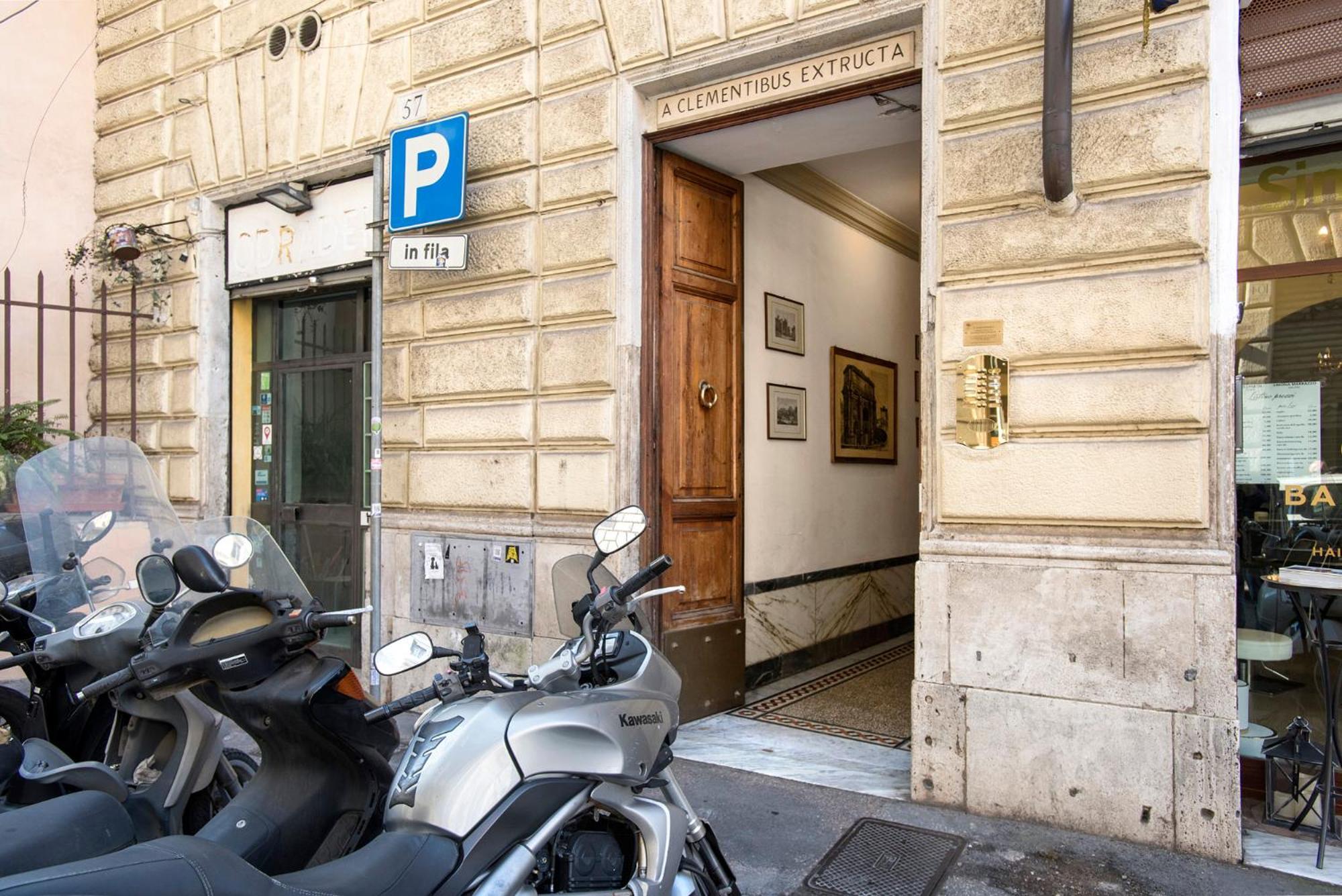 Nettuno Apartment