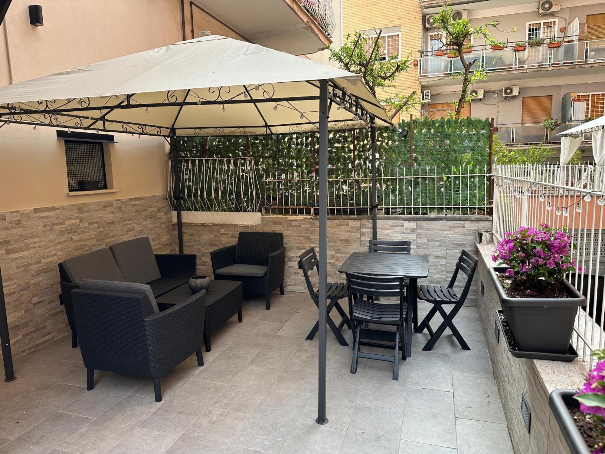 Ciclamini Garden Rome