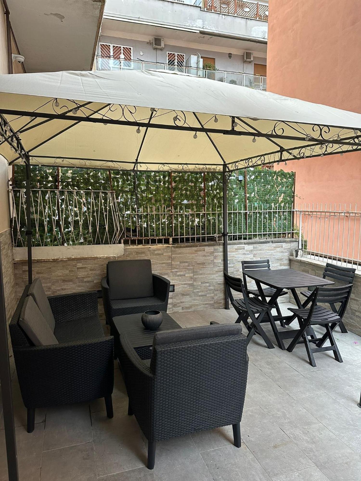 Apartment Ciclamini Garden Rome