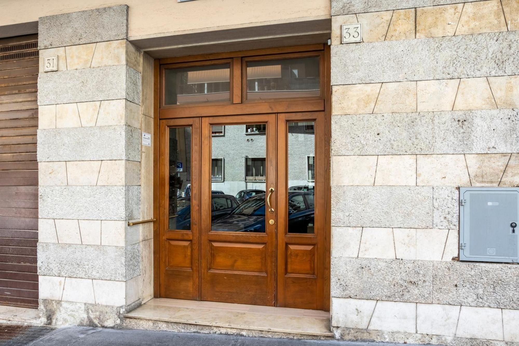 Bdc - Euphoria 2bdr At Vatican Apartment *