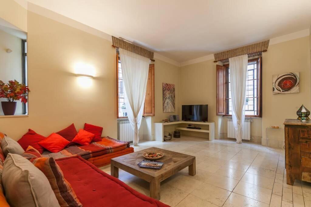 Borgo Pio - Quite And Spacious Apartment *