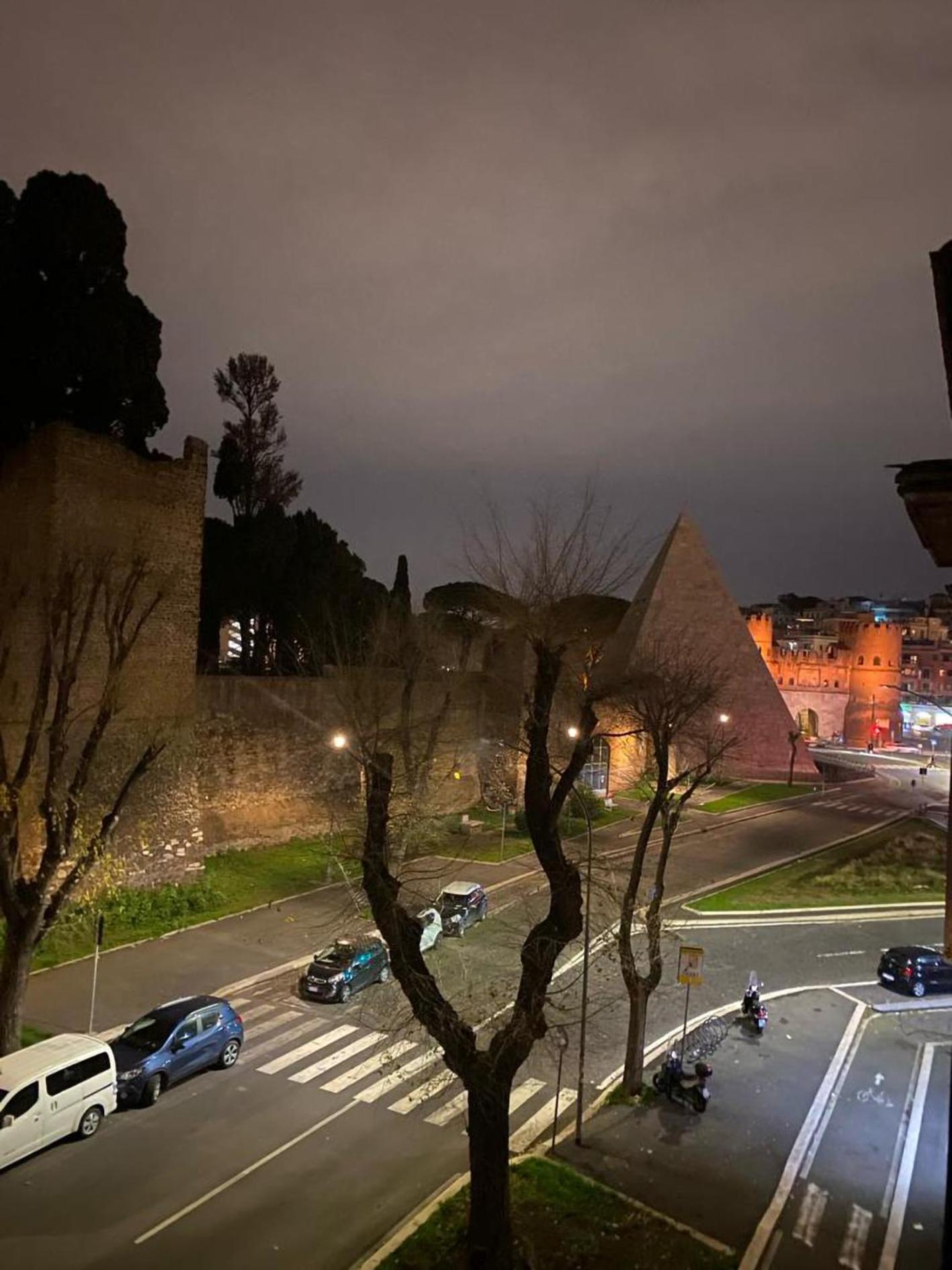The Golden Pyramid * Rome