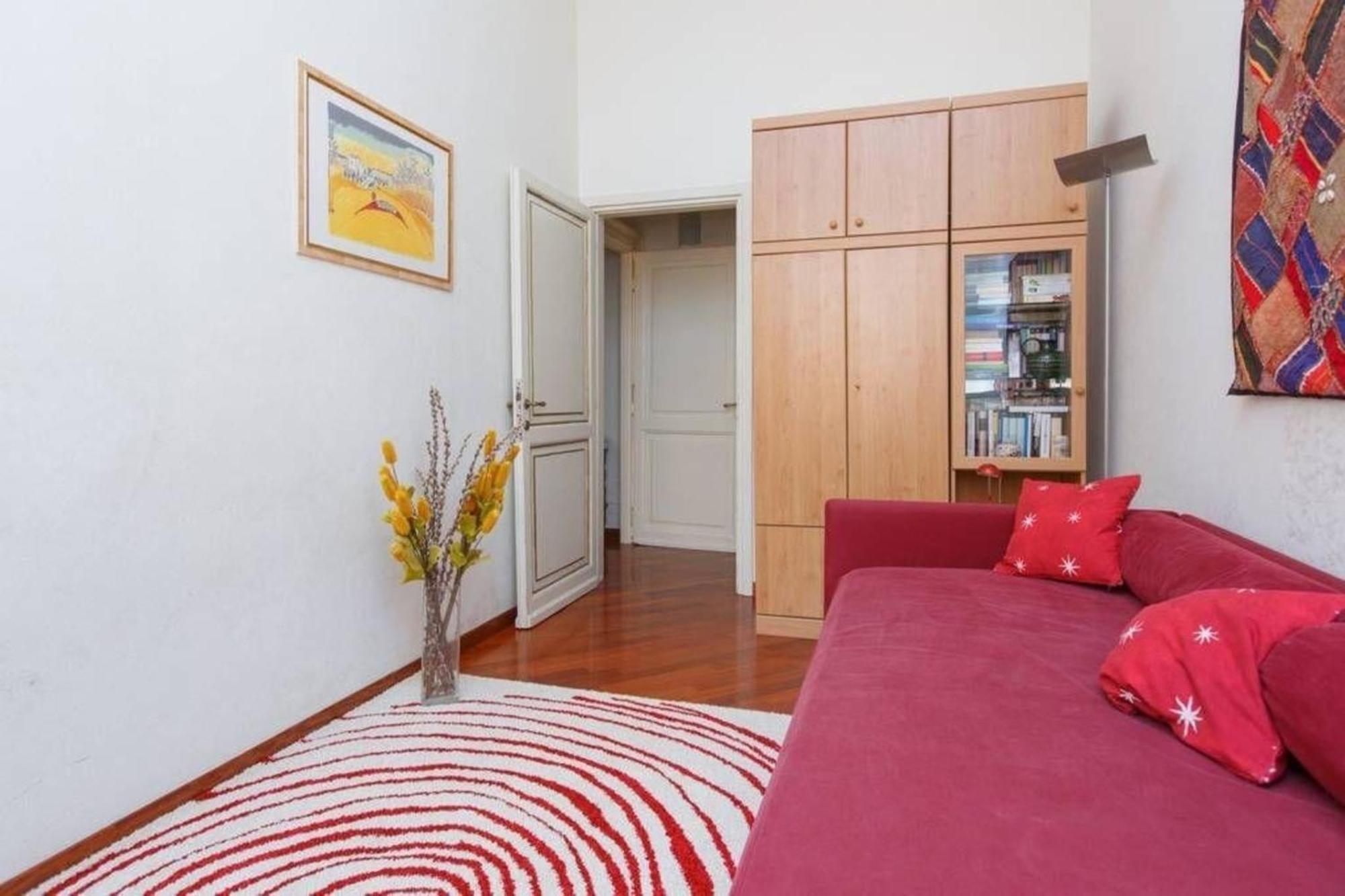 Apartment Tolles In Rione Iv Campo Marzio Mit Panorama-terrasse, Trevi-brunnen In Der Naehe *