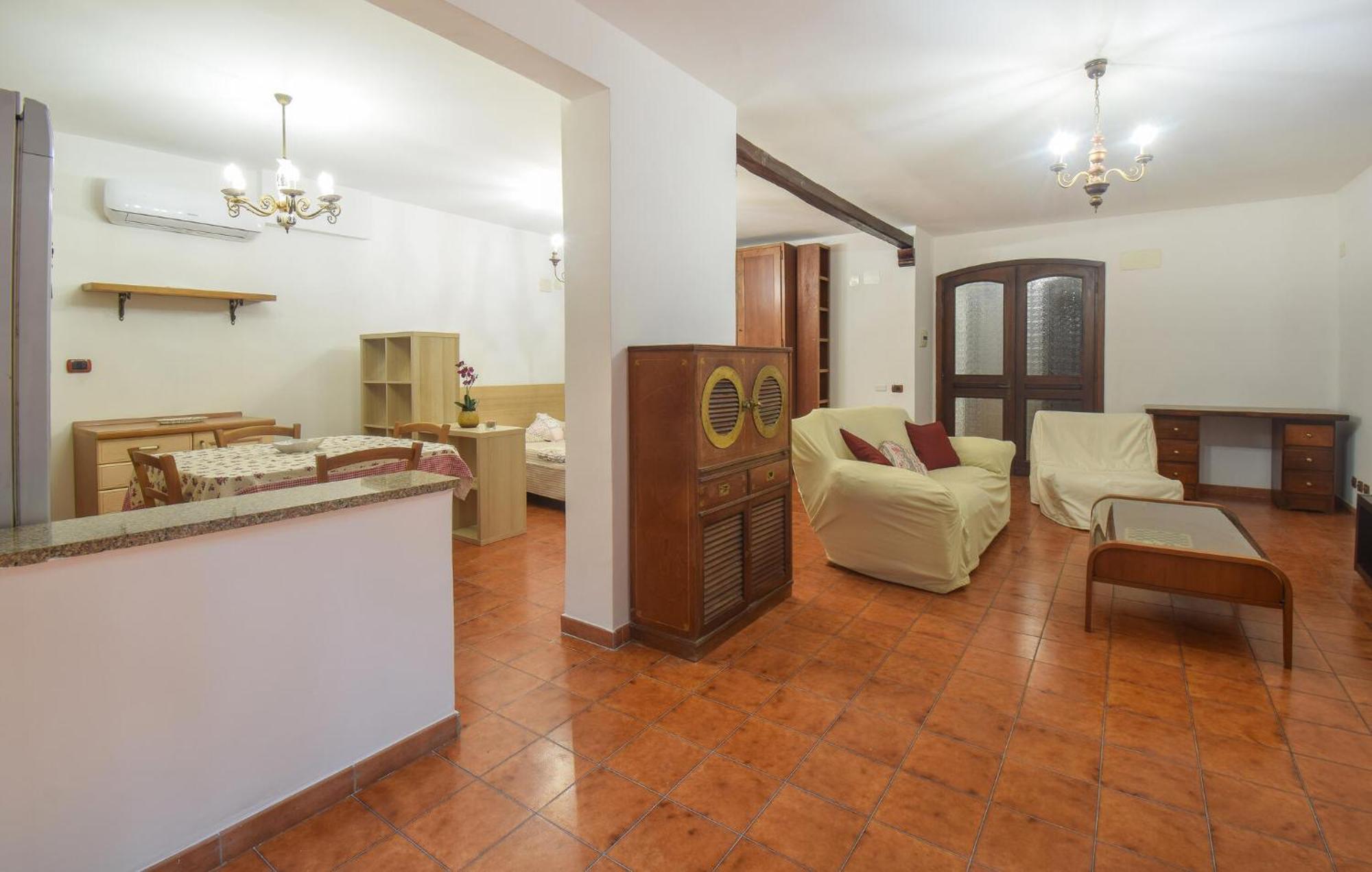 Stunning In With Wifi Apartment