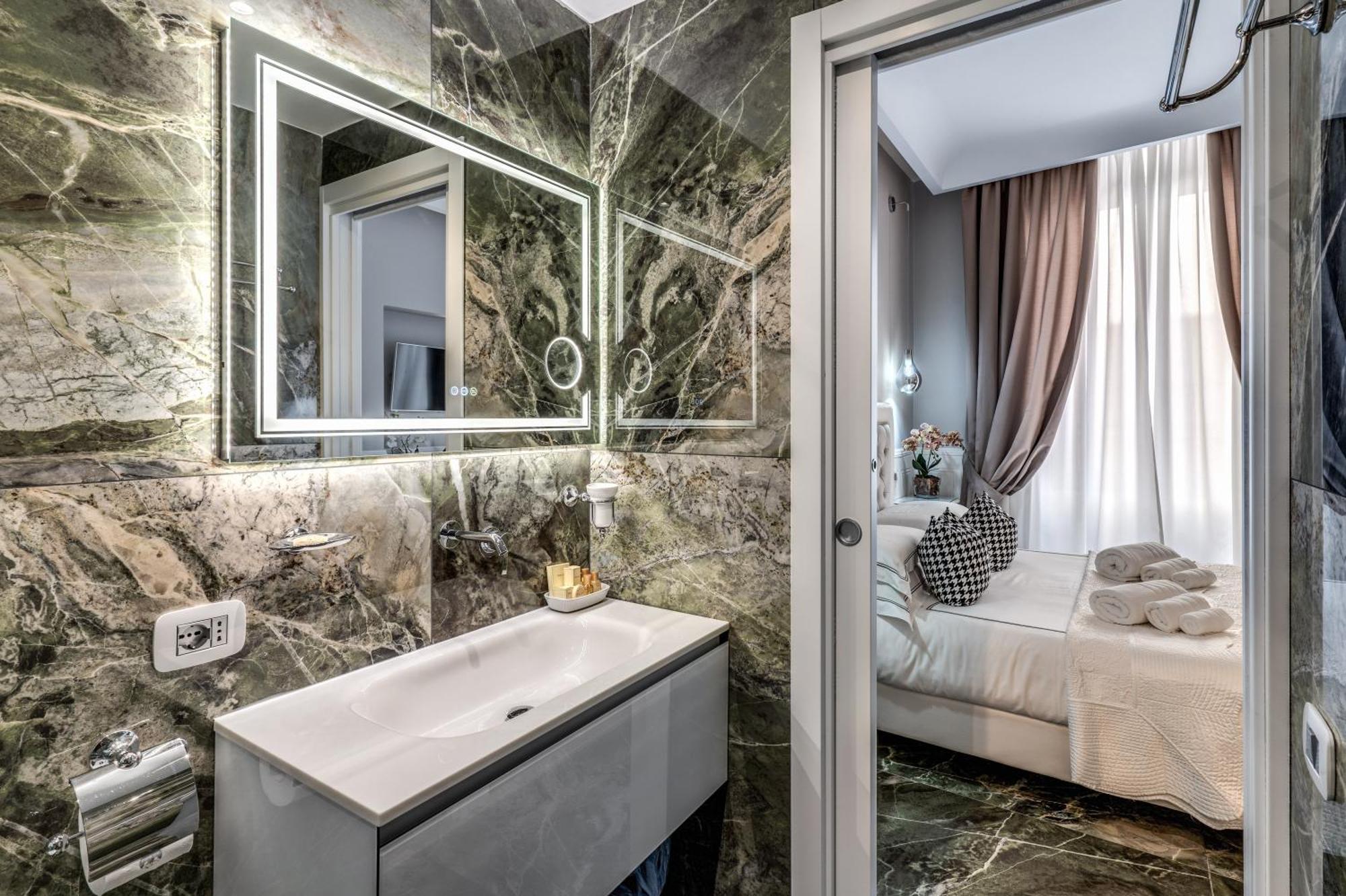 Guest house Rome55 - Piazza Di Spagna Rome