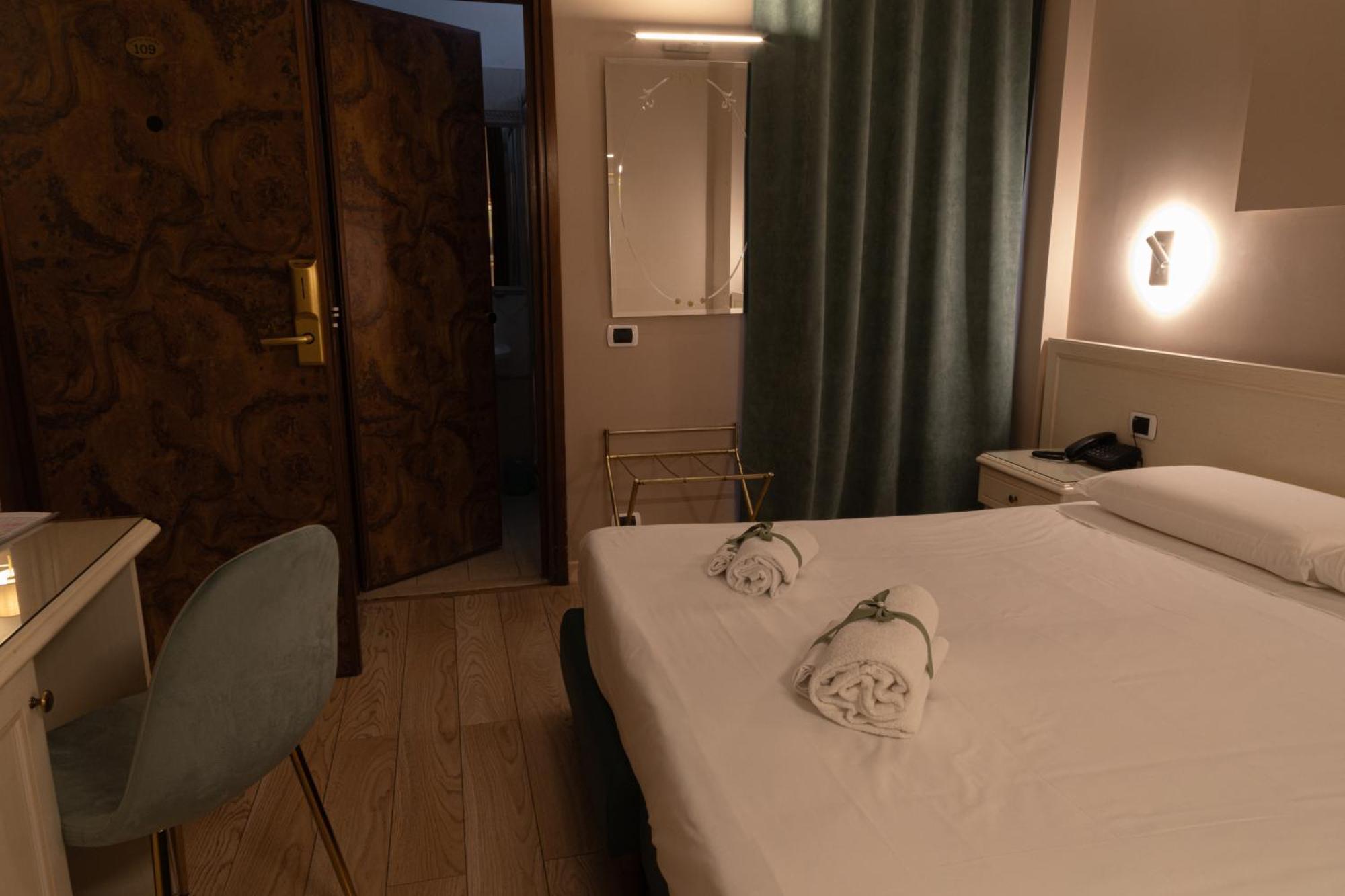 Hotel Santa Maura Rome