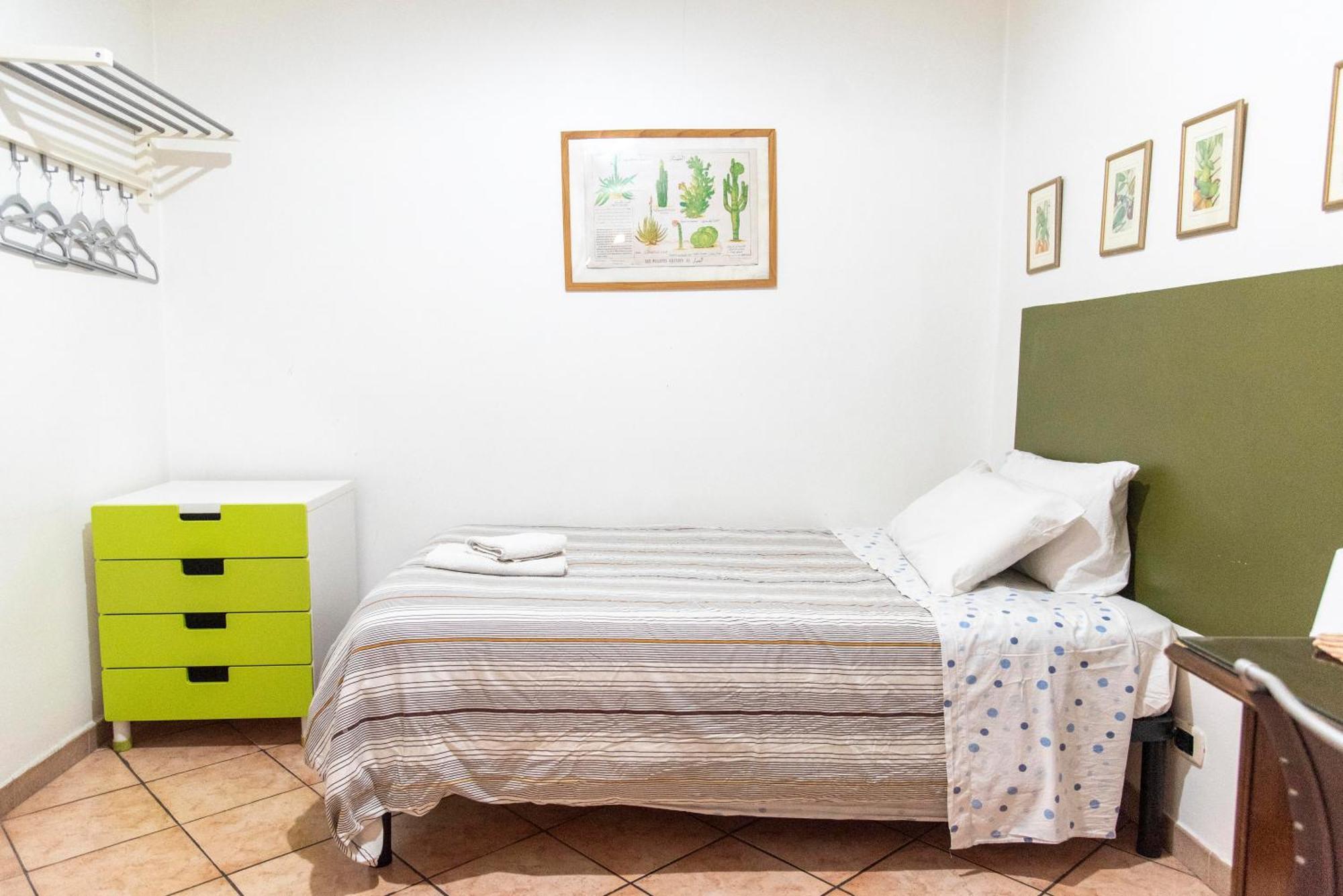 Fruitroom Rome Guest house Rome