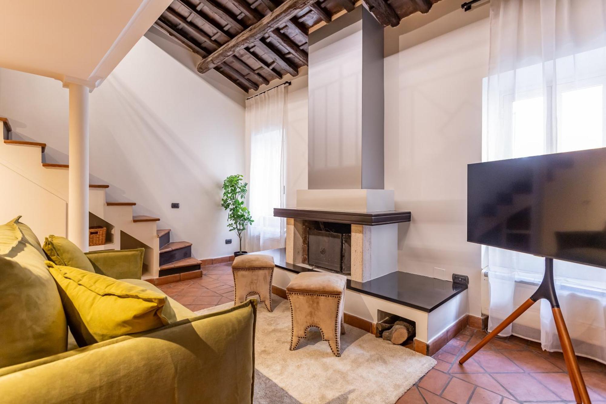 Art House Trastevere Luxury Apartment Rome