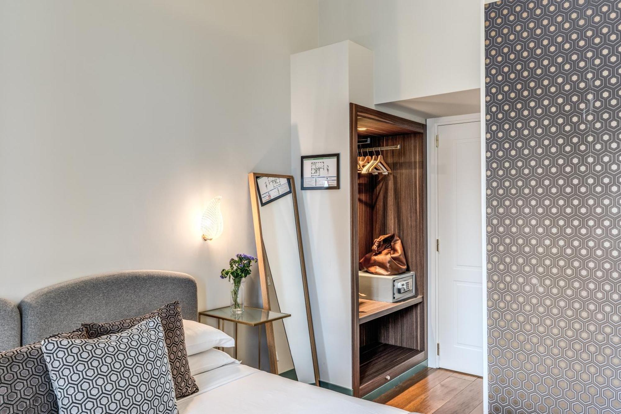 Tree Charme Trilussa Bed & Breakfast Rome