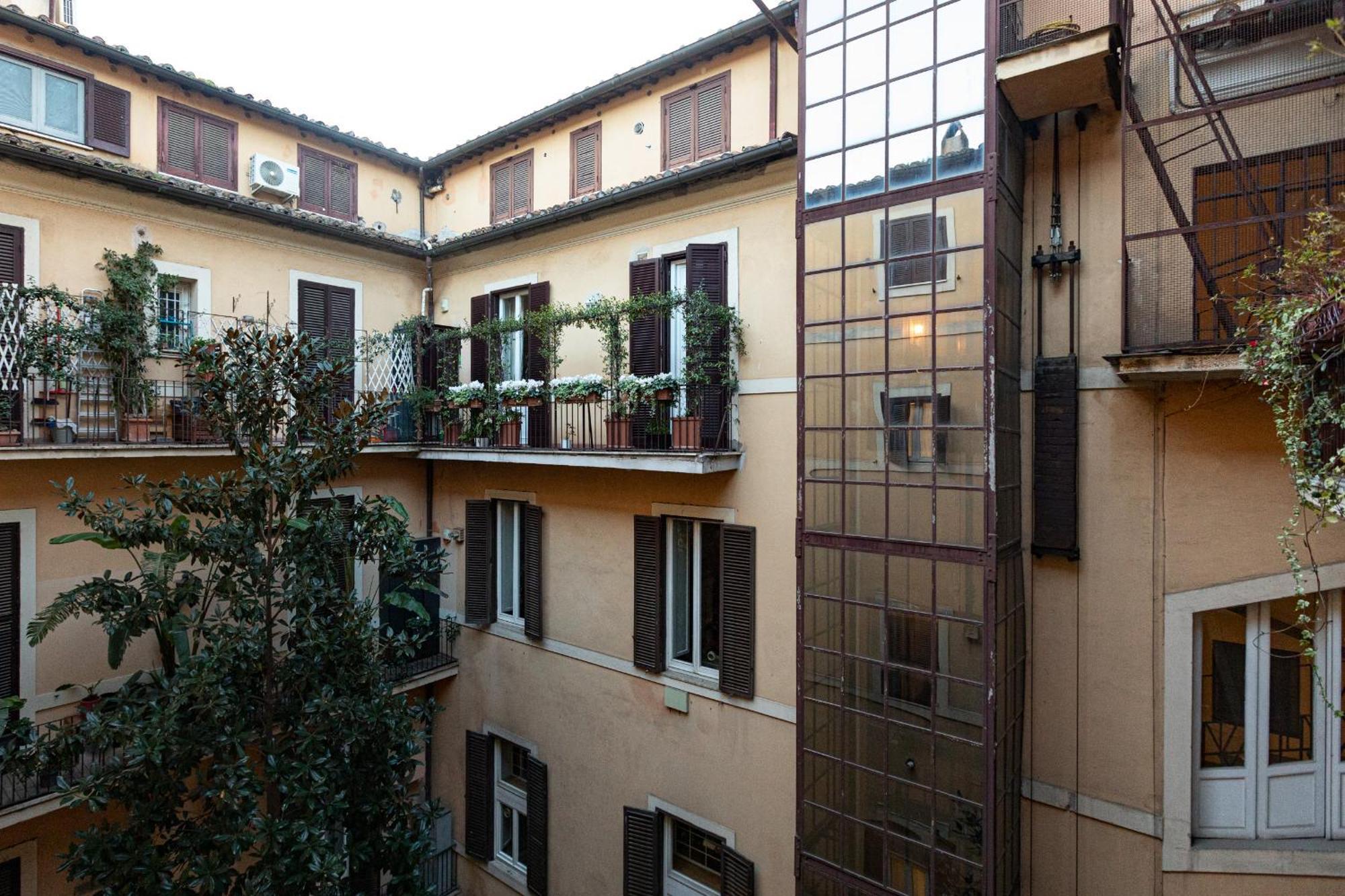 Amazing Art Deco Pantheon - Topcollection Rome