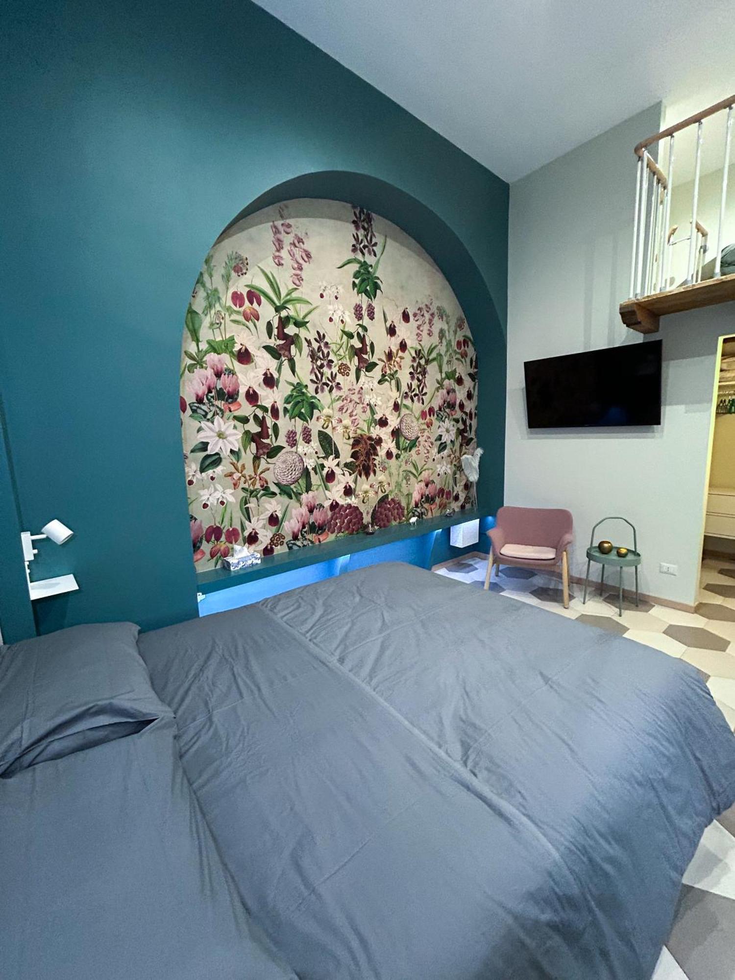 Loft 125 Passi Dal Colosseo Apartment *