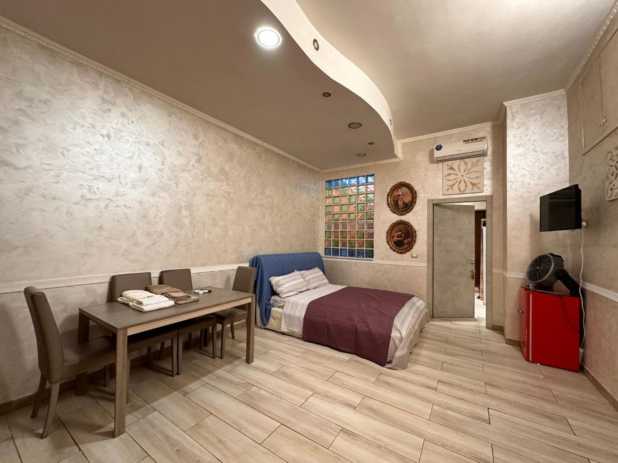 Studio Tuscolana Apartment