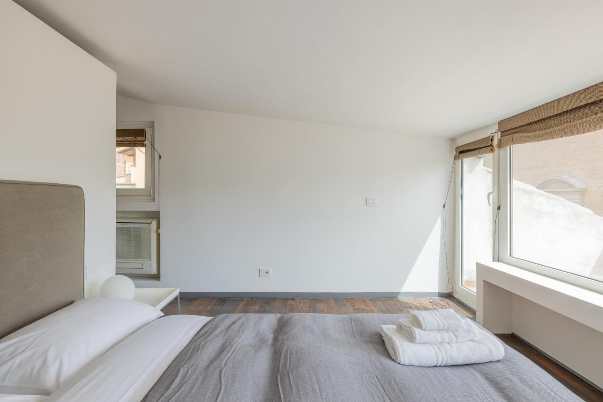 Apartment Farnesi Terrace Penthouse Rome