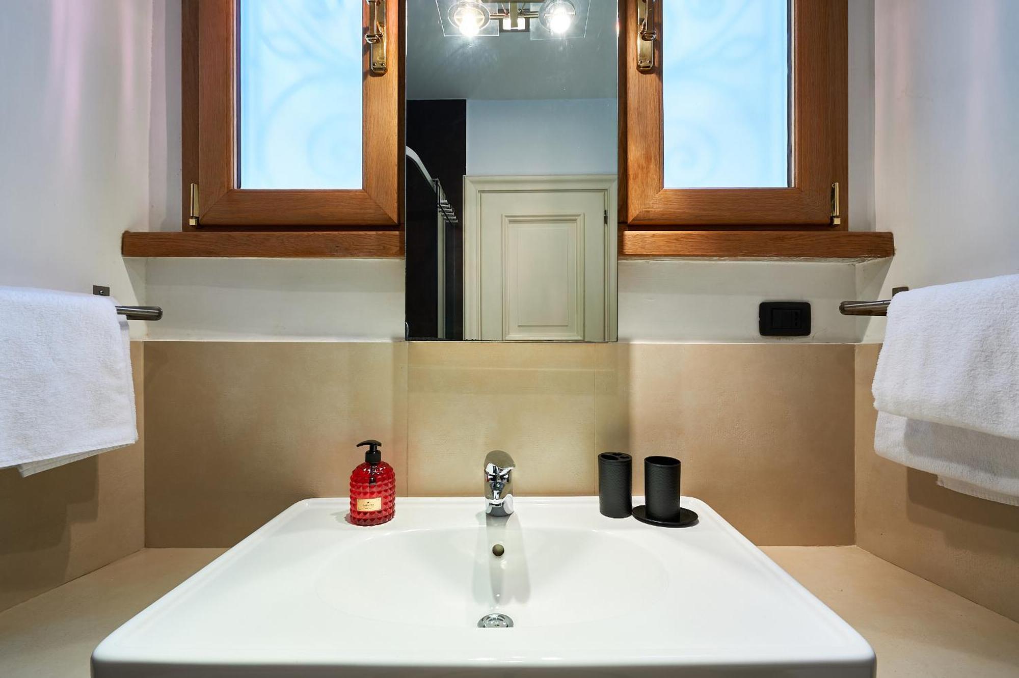 Irex Piazza Del Fico Private Apartment