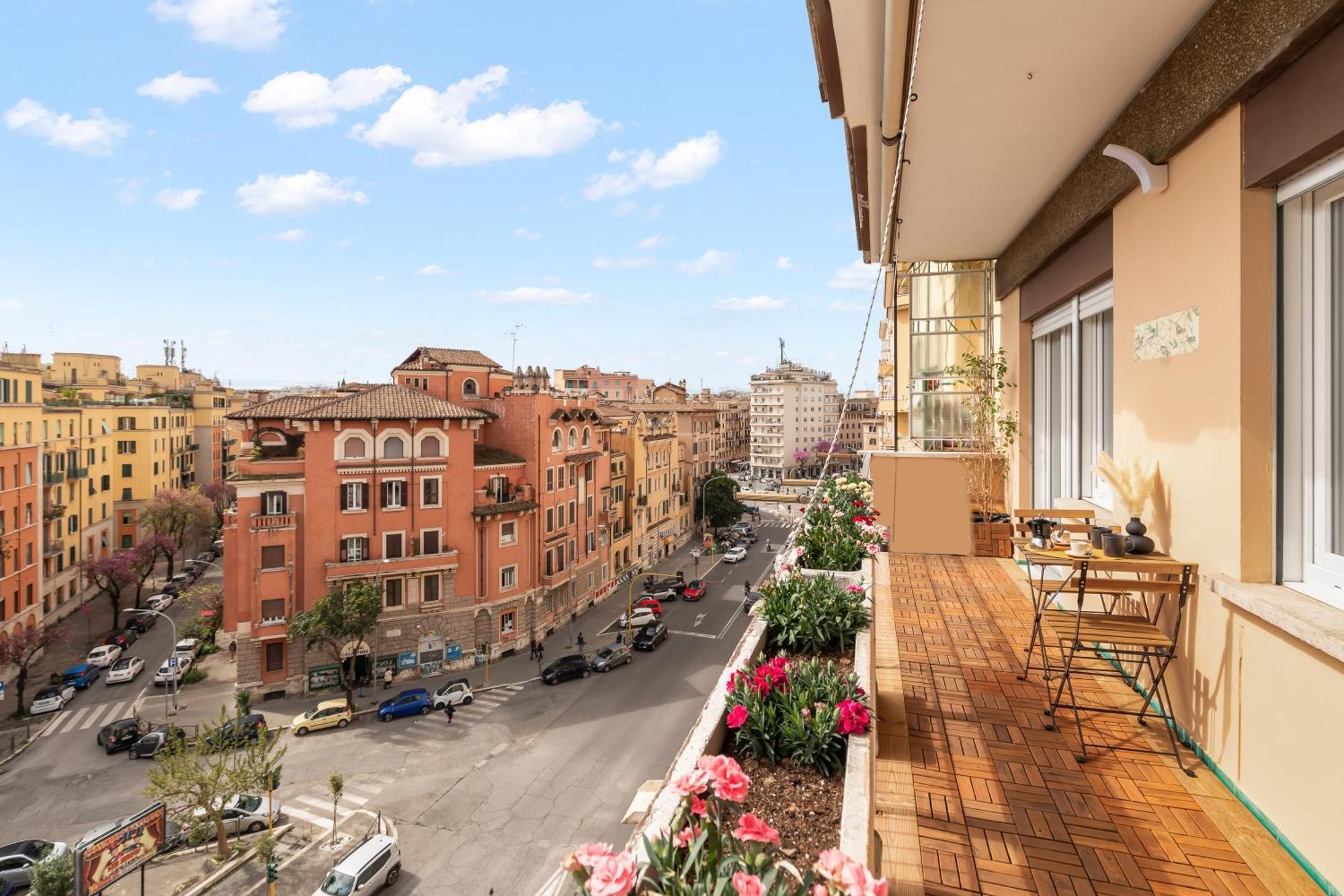 Domus Regum Apartment