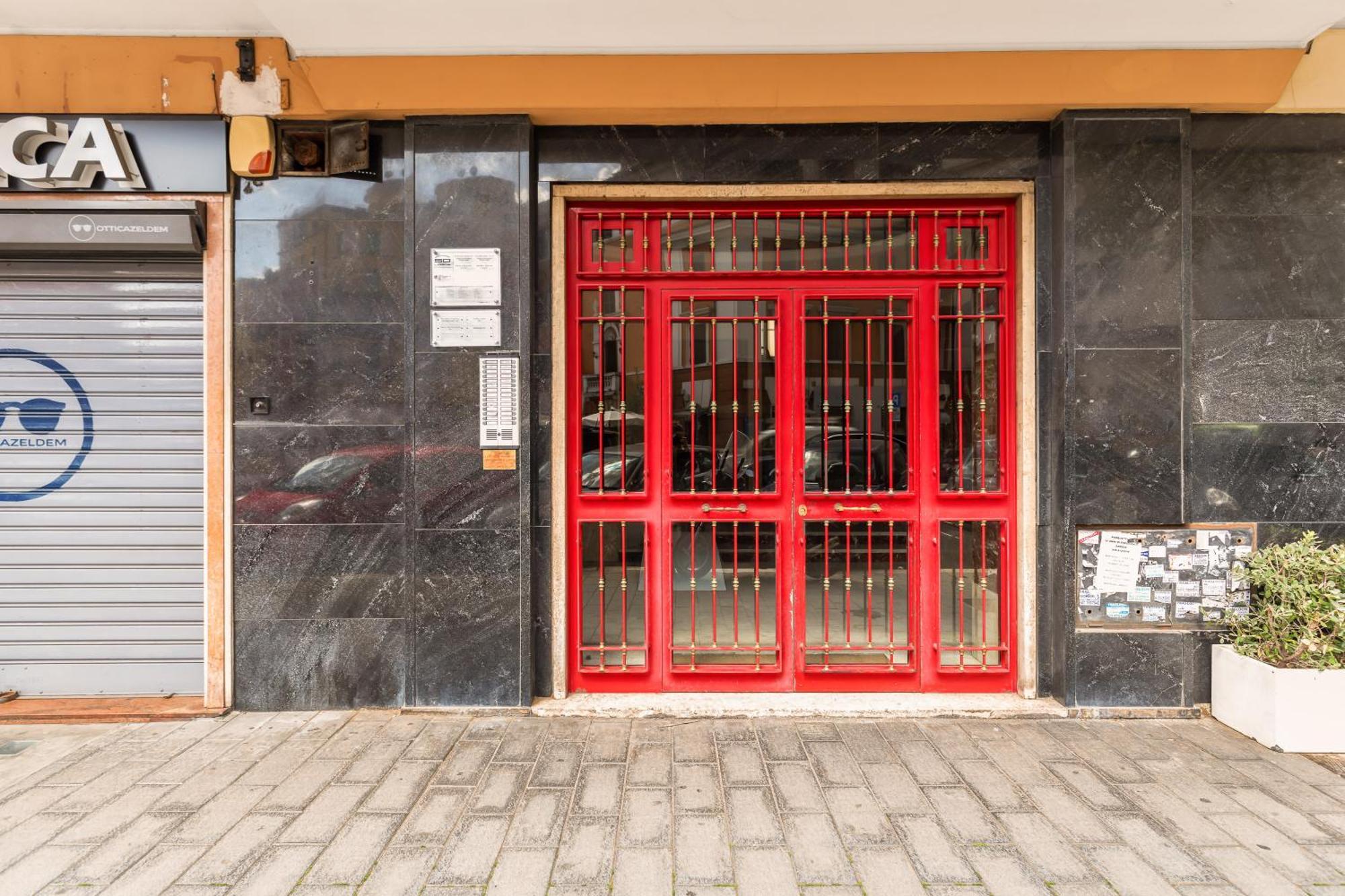 Domus Regum Apartment *