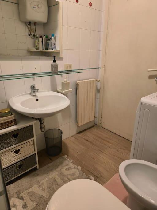 Apartment Dependance In Private Garden Id29923 Rome