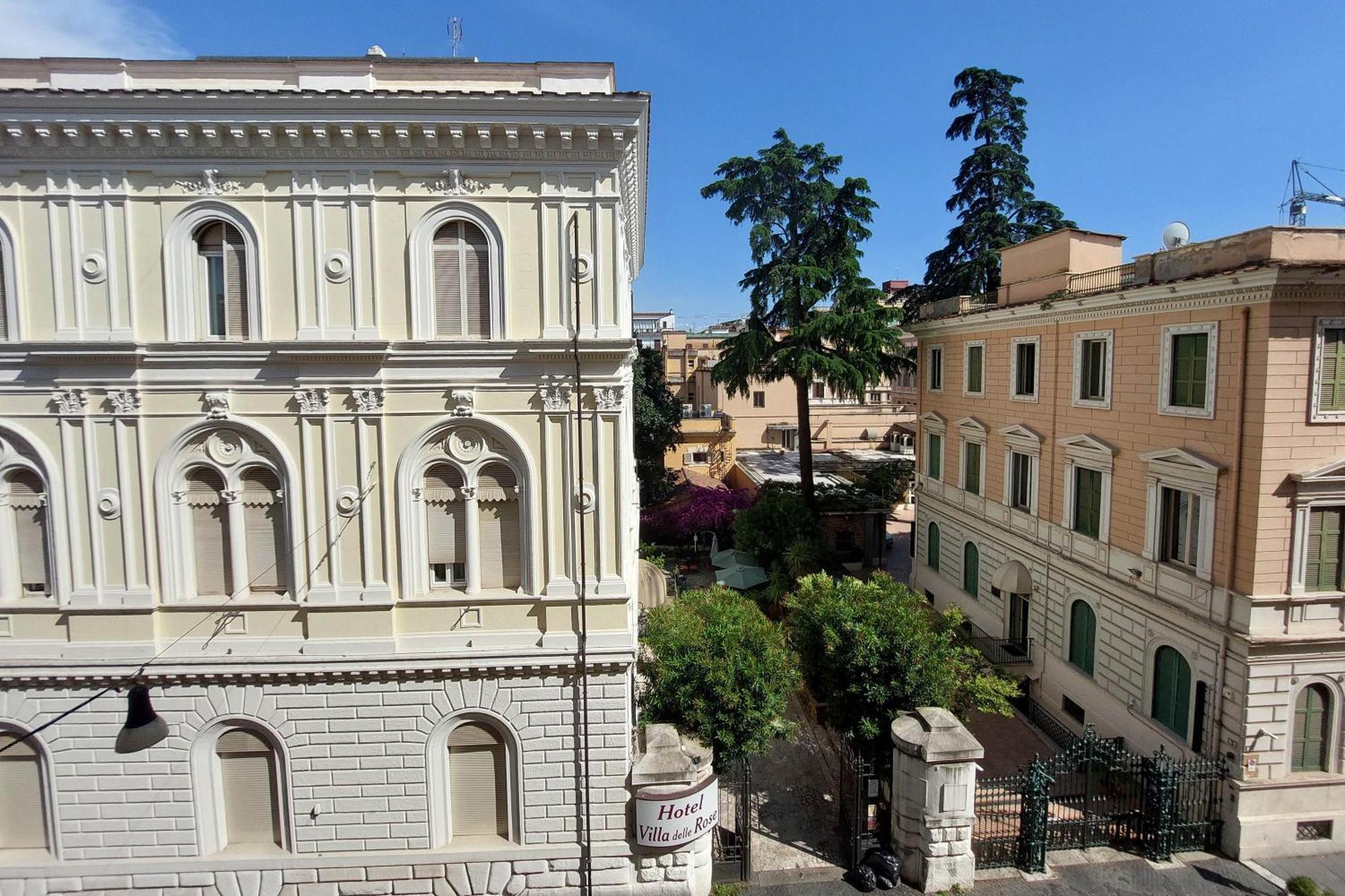Square Della Liberta Apartment *