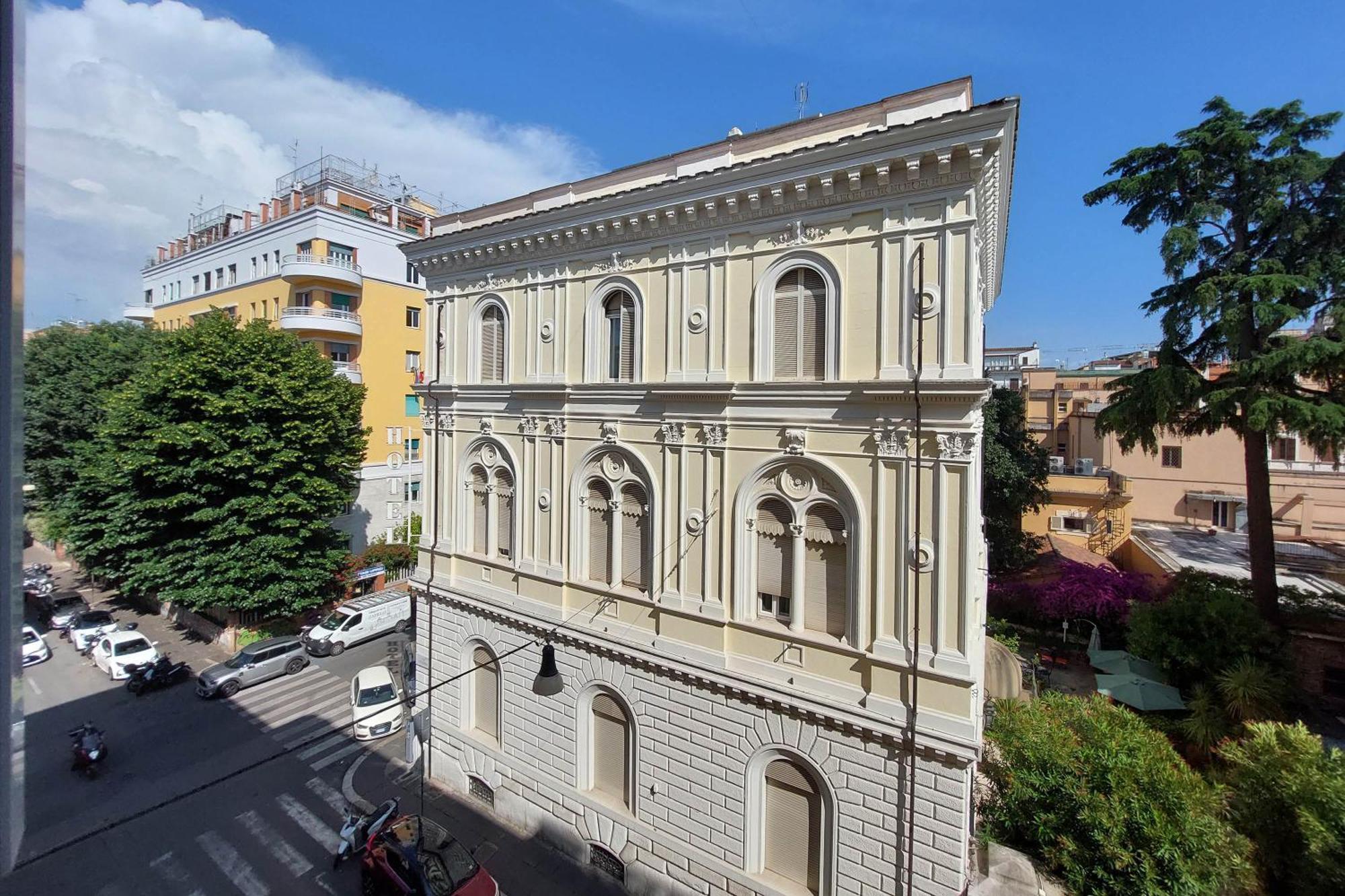 Square Della Liberta Apartment *