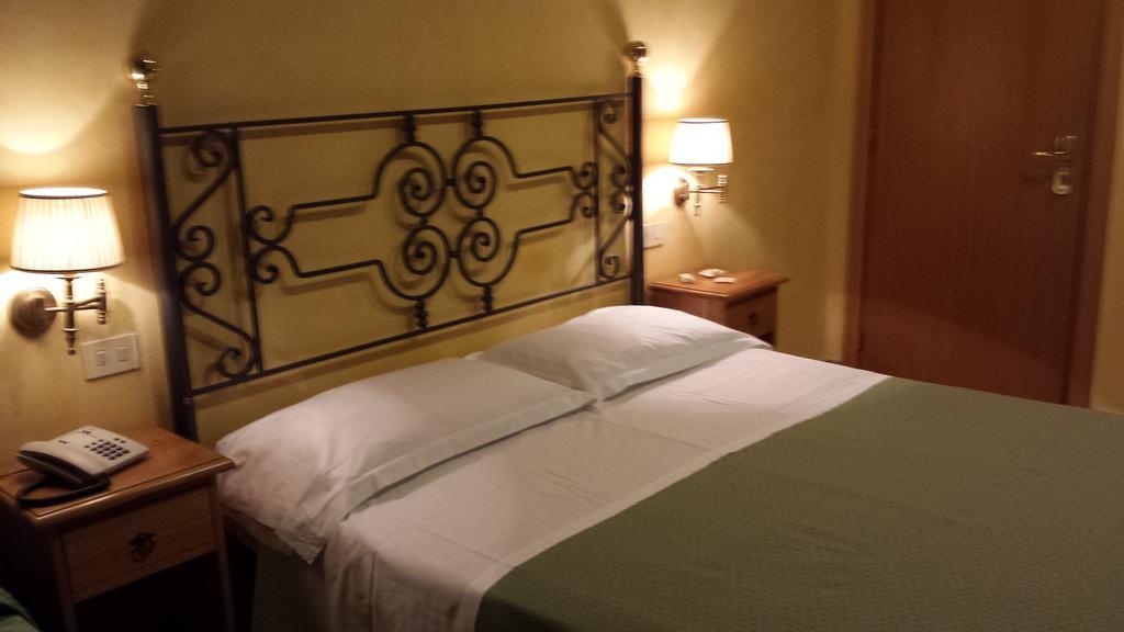Hotel Fidene *